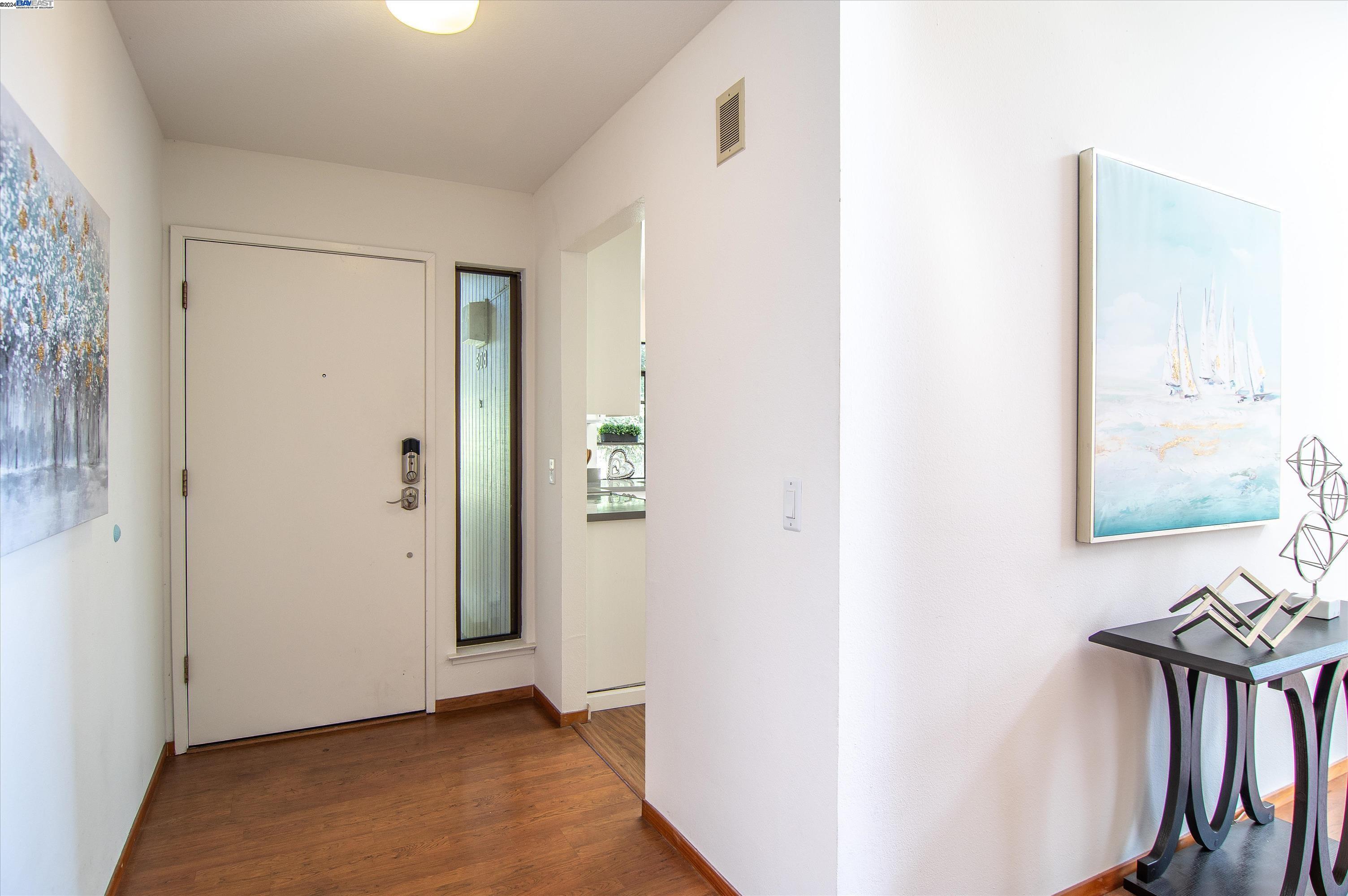 Detail Gallery Image 5 of 50 For 928 Wright Ave #508,  Mountain View,  CA 94043 - 3 Beds | 2 Baths
