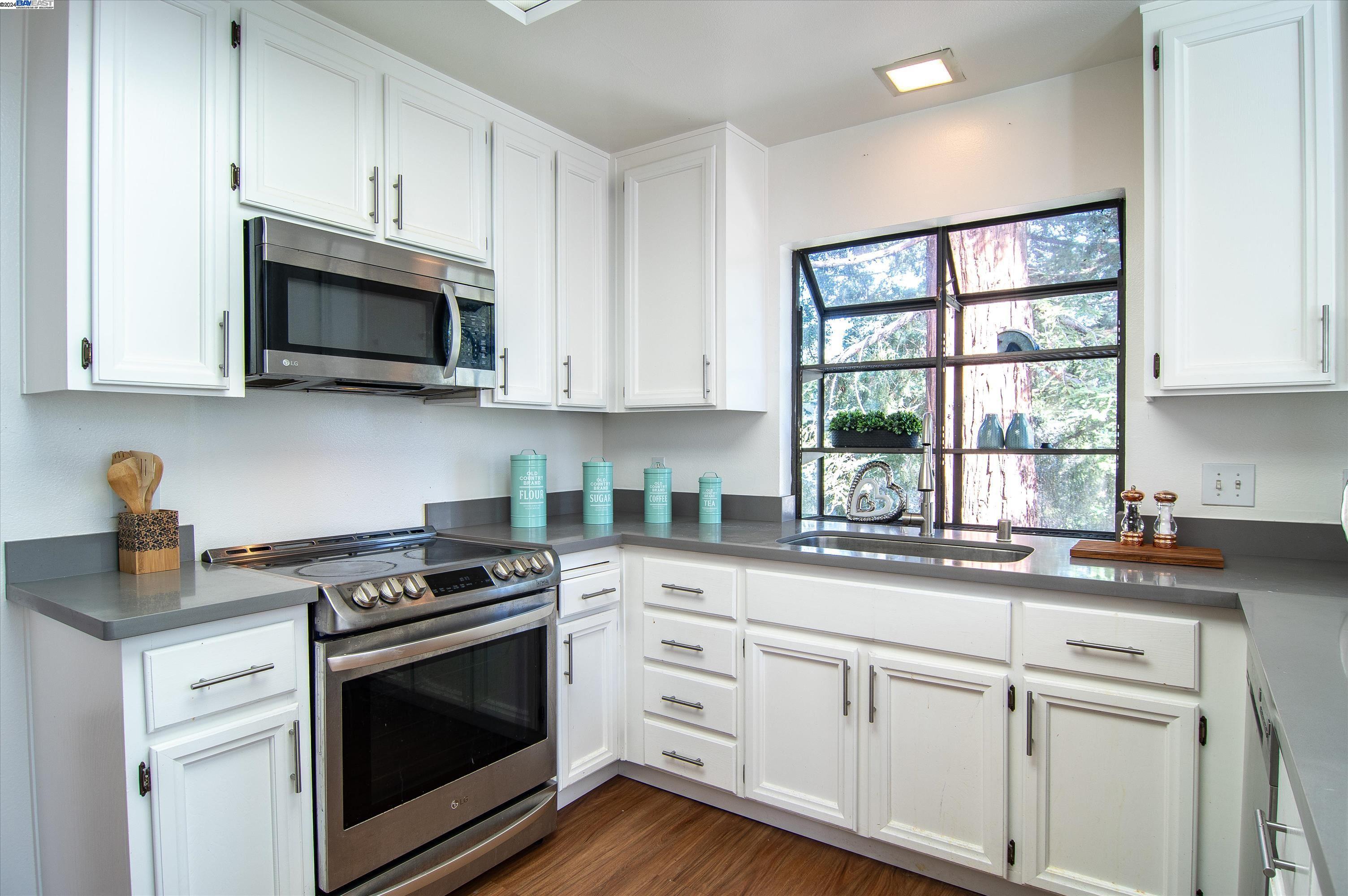 Detail Gallery Image 8 of 50 For 928 Wright Ave #508,  Mountain View,  CA 94043 - 3 Beds | 2 Baths