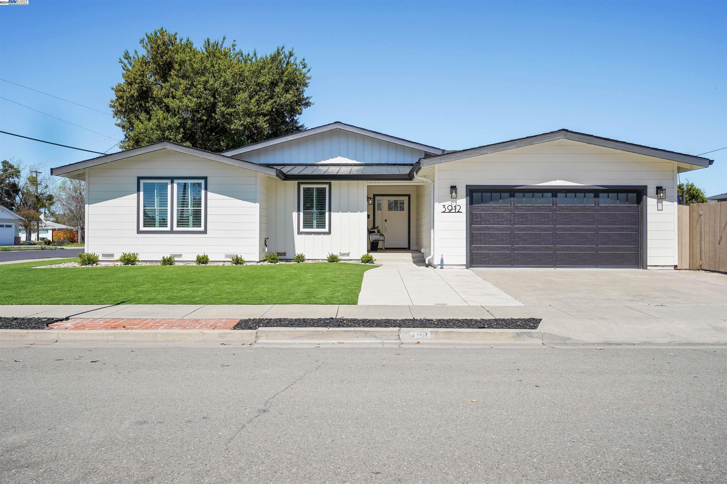 Photo of 3912 Yale Way, Livermore, CA 94550