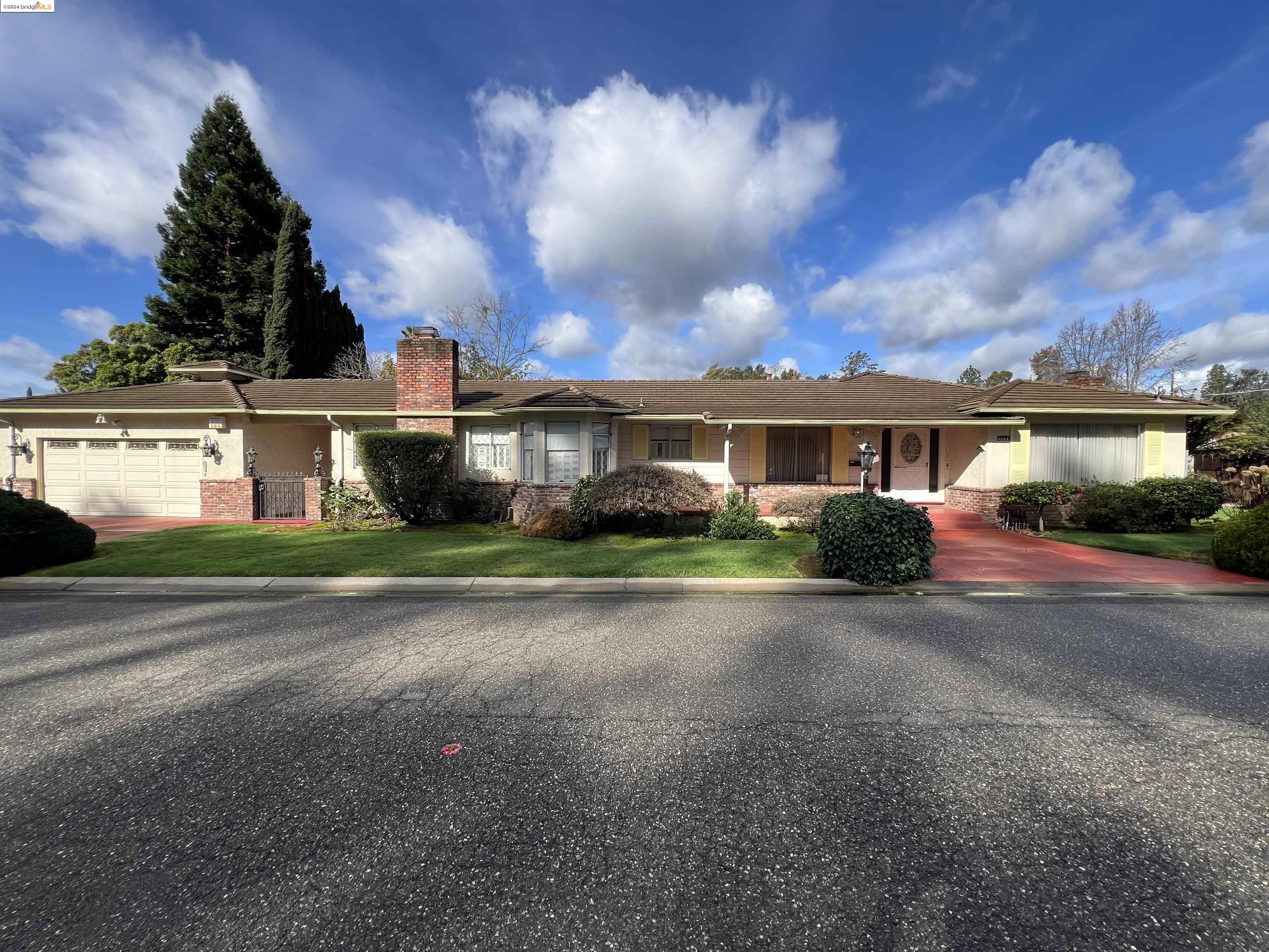 Photo of 4589 James Ave, Castro Valley, CA 94546