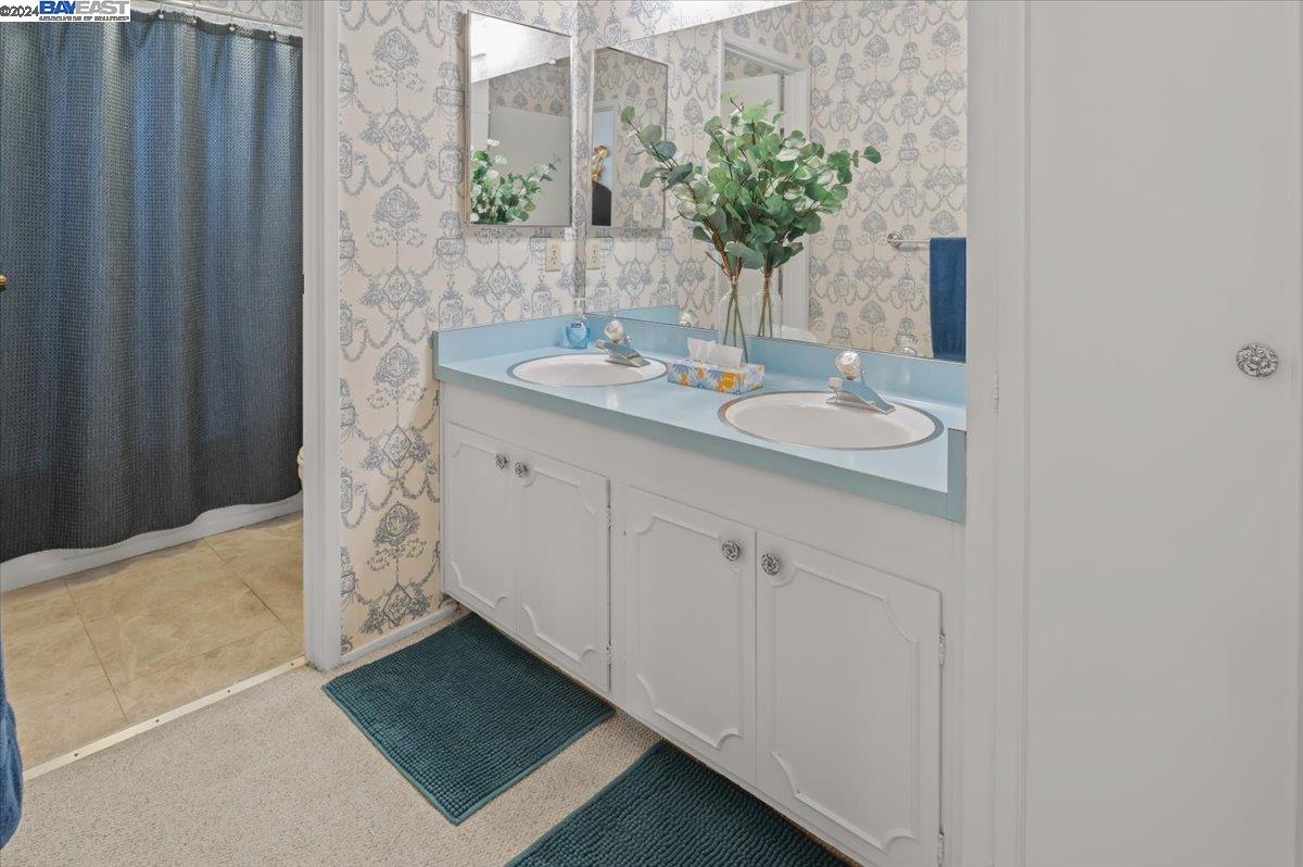 Detail Gallery Image 27 of 59 For 216 Surfbird Isle, Foster City,  CA 94404 - 3 Beds | 2 Baths