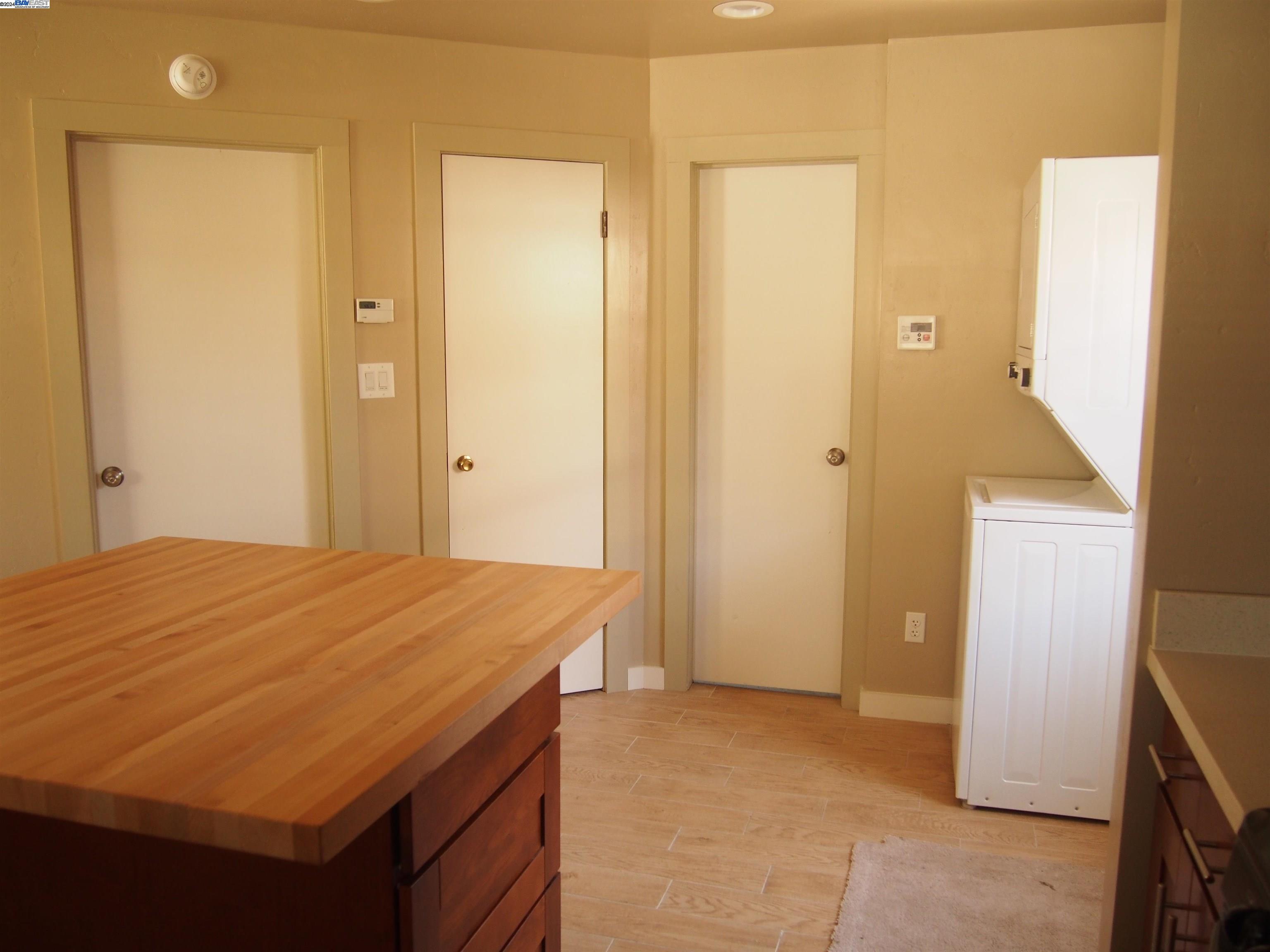 Detail Gallery Image 6 of 12 For 156 N 12th St, San Jose,  CA 95112 - – Beds | – Baths