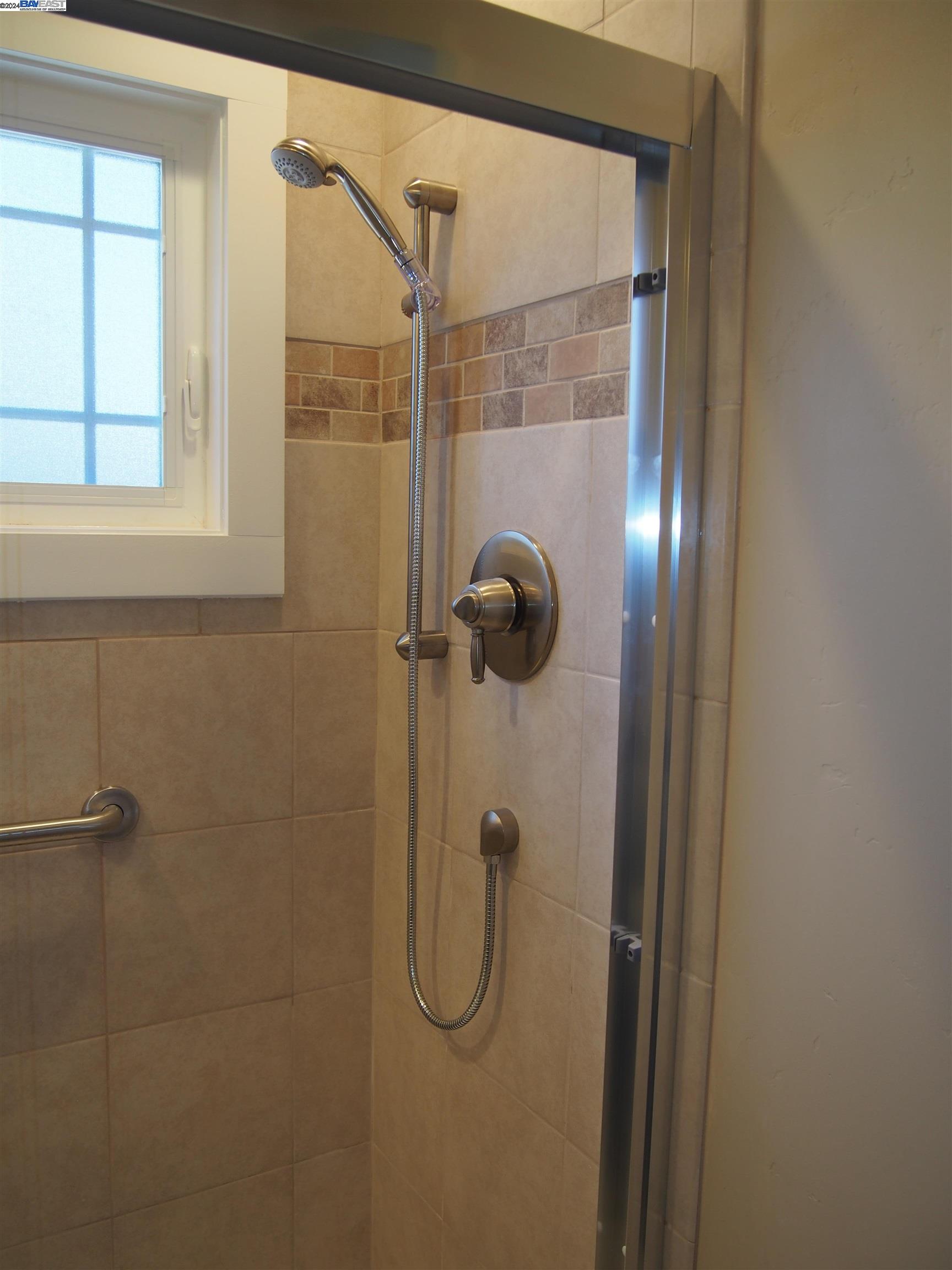 Detail Gallery Image 7 of 12 For 156 N 12th St, San Jose,  CA 95112 - – Beds | – Baths