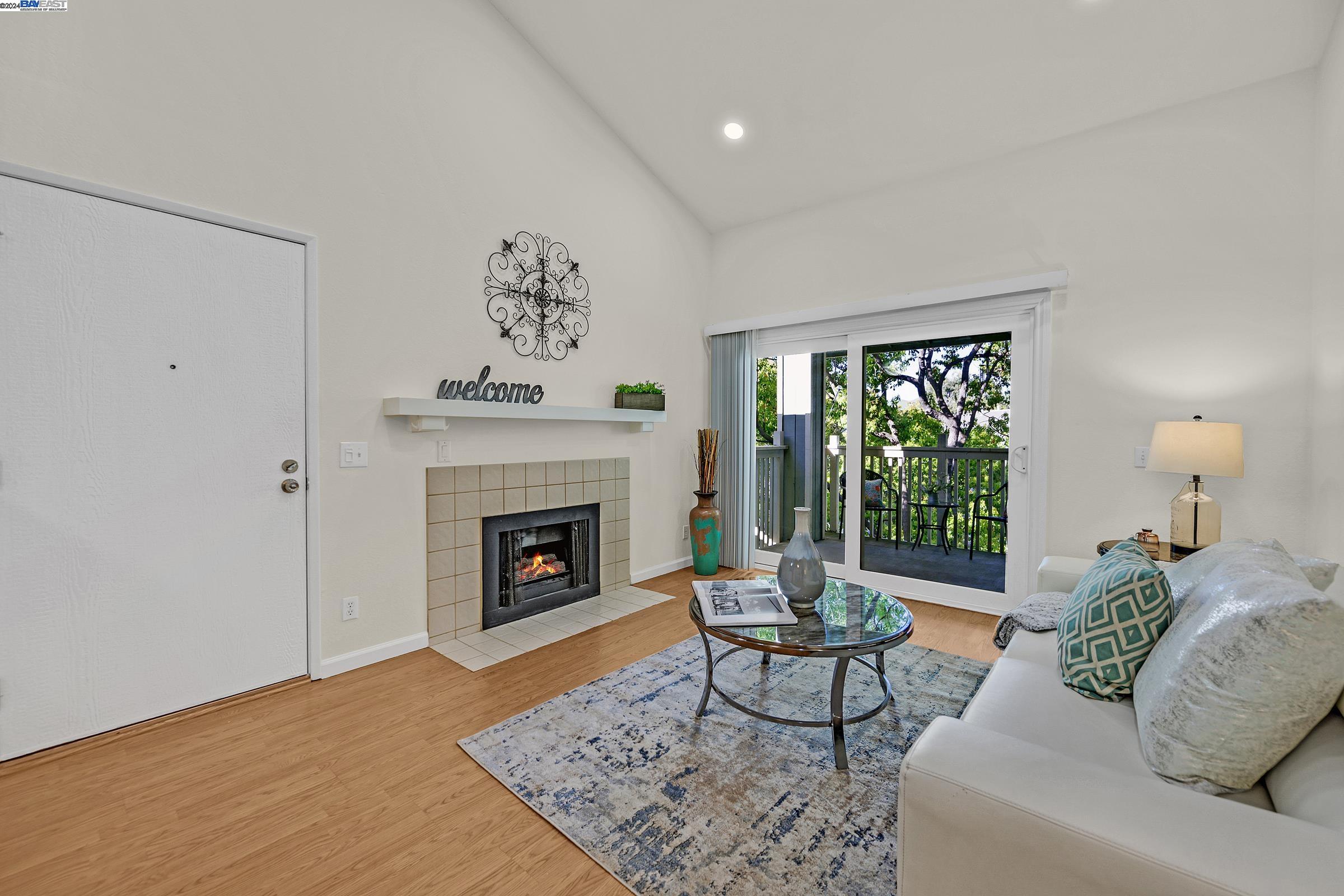 Detail Gallery Image 7 of 31 For 3685 Nutwood Ter #312,  Fremont,  CA 94536 - 1 Beds | 1 Baths