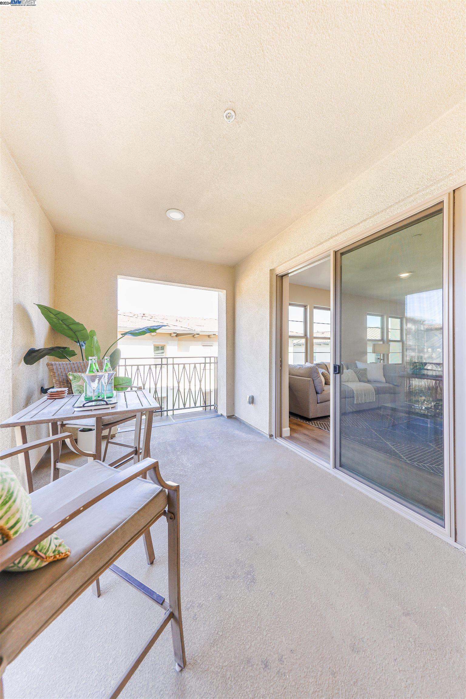 Detail Gallery Image 21 of 36 For 1053 Dewberry Pl #301,  San Jose,  CA 95131 - 2 Beds | 2/1 Baths