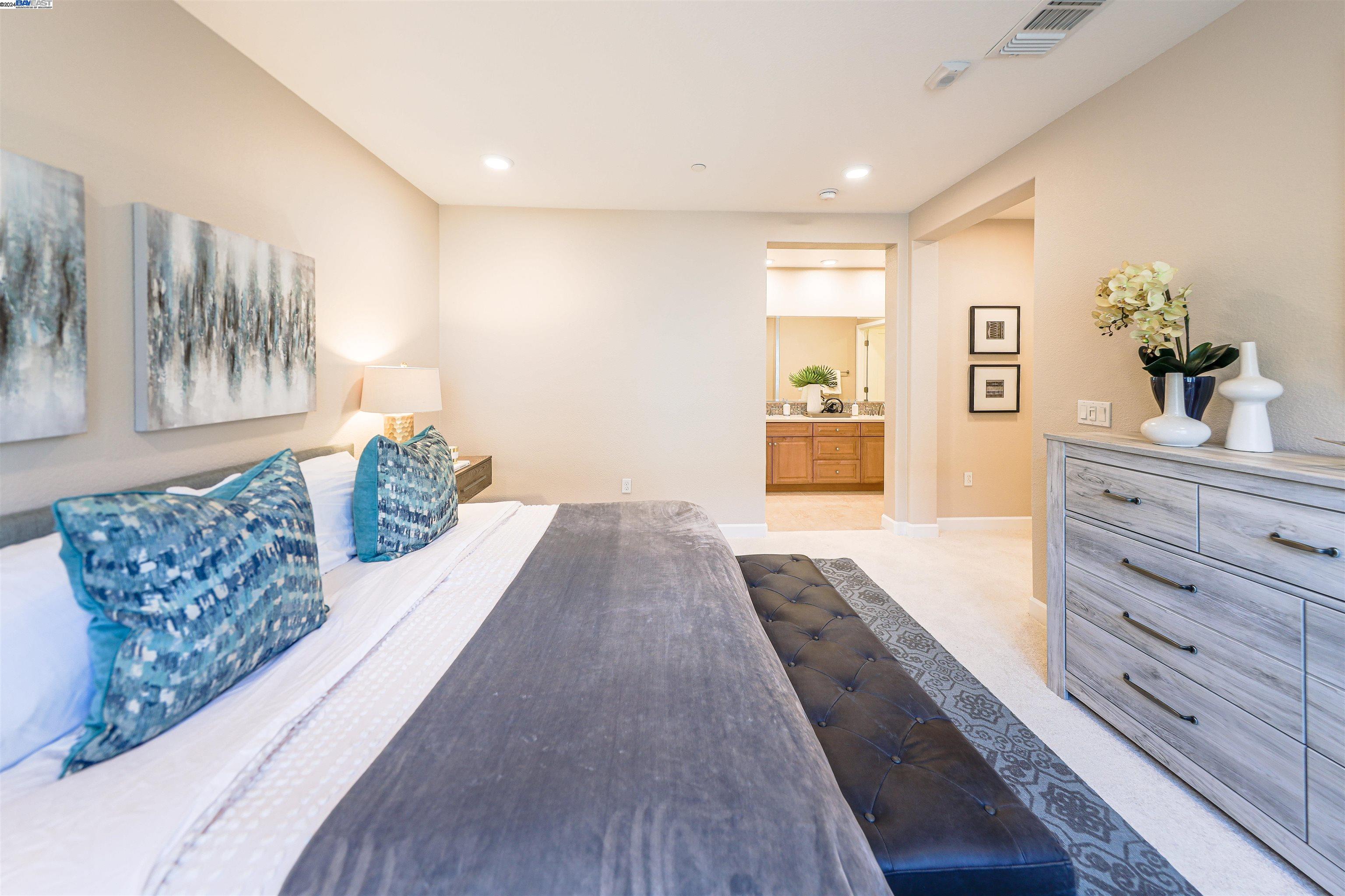 Detail Gallery Image 30 of 36 For 1053 Dewberry Pl #301,  San Jose,  CA 95131 - 2 Beds | 2/1 Baths