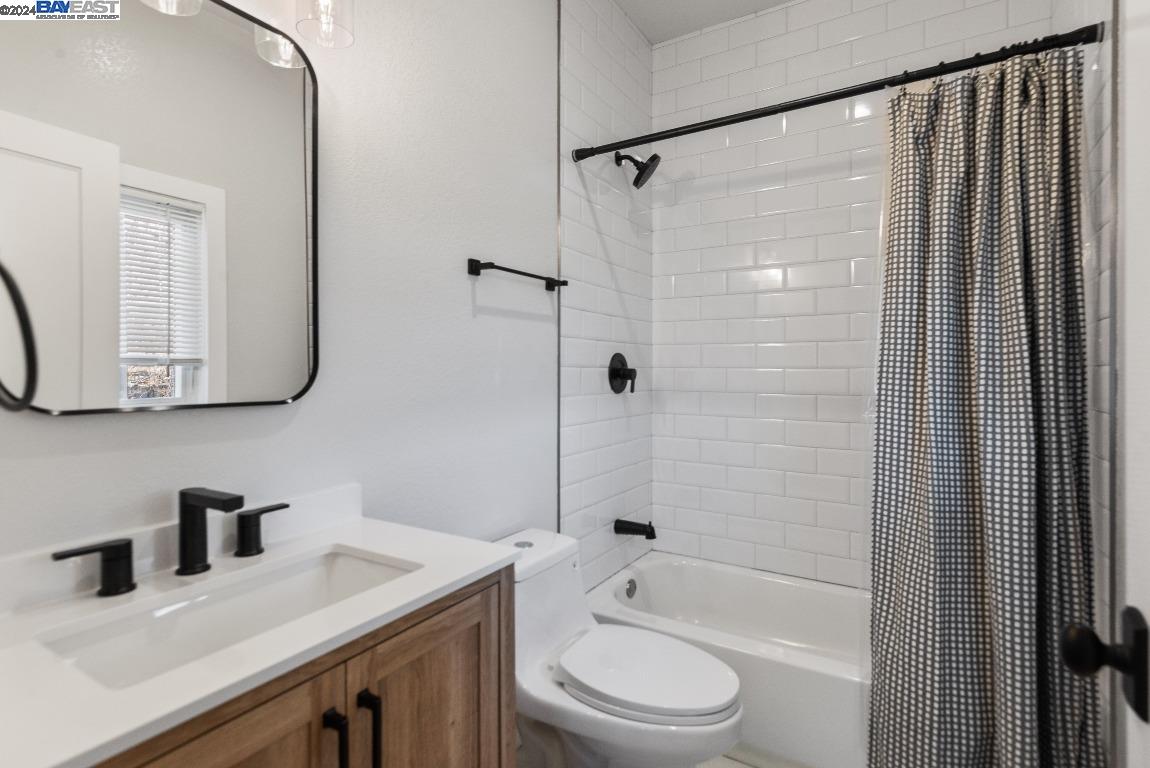 Detail Gallery Image 11 of 42 For 3042 Martin Luther King Jr Way, Berkeley,  CA 94703 - – Beds | – Baths