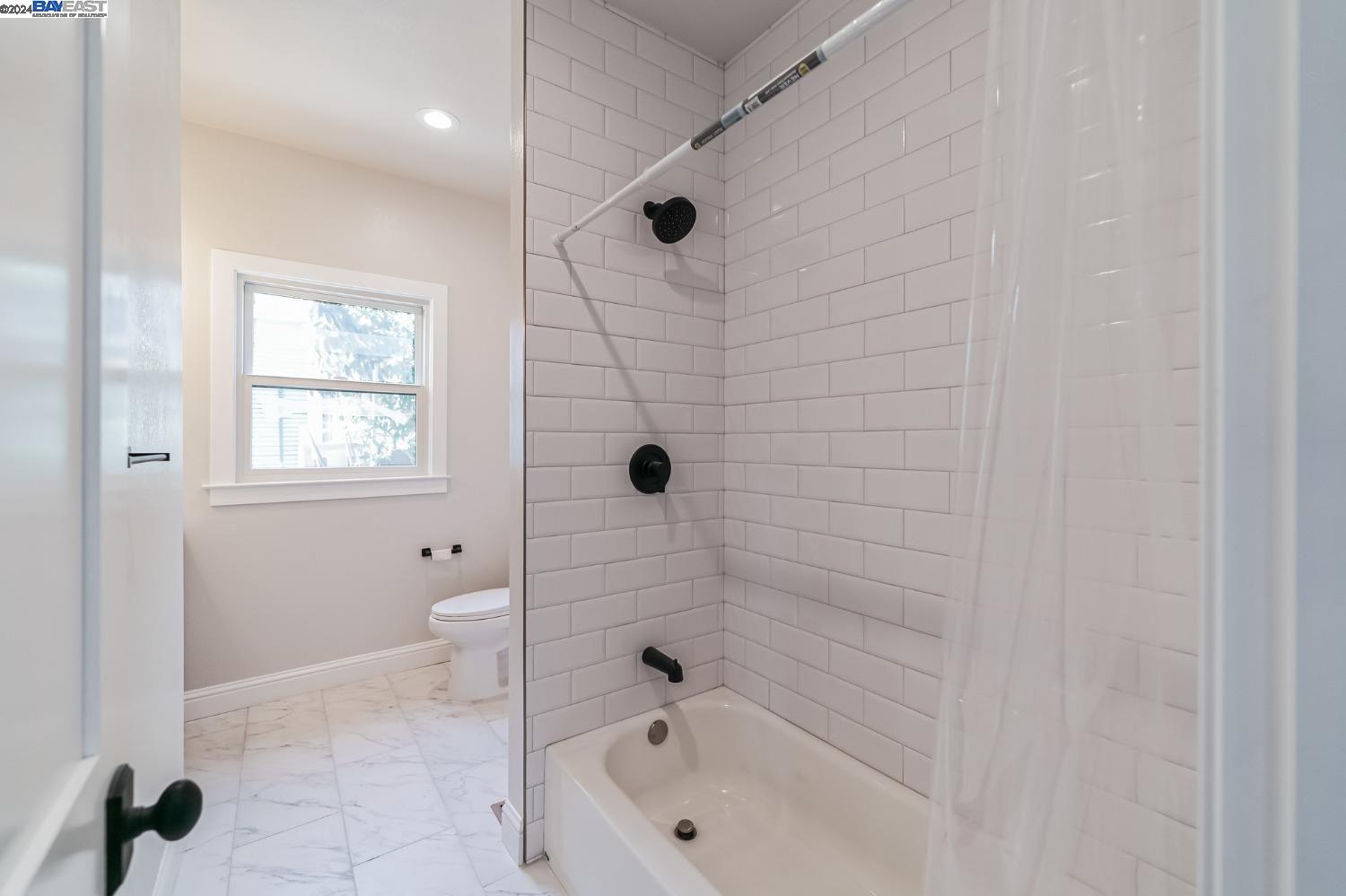 Detail Gallery Image 31 of 42 For 3042 Martin Luther King Jr Way, Berkeley,  CA 94703 - – Beds | – Baths