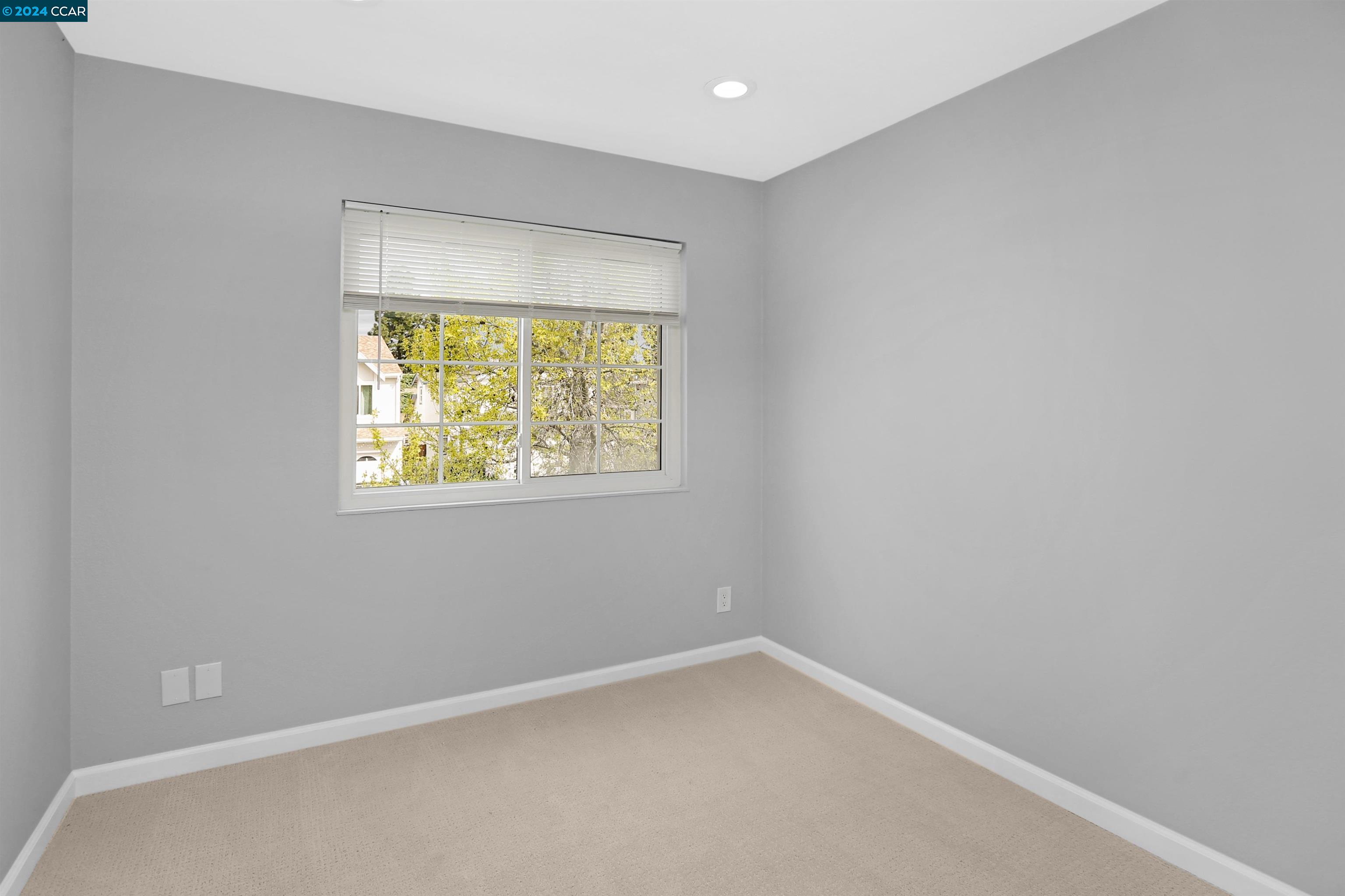 Detail Gallery Image 19 of 31 For 34302 France Way, Fremont,  CA 94555 - 4 Beds | 2/1 Baths