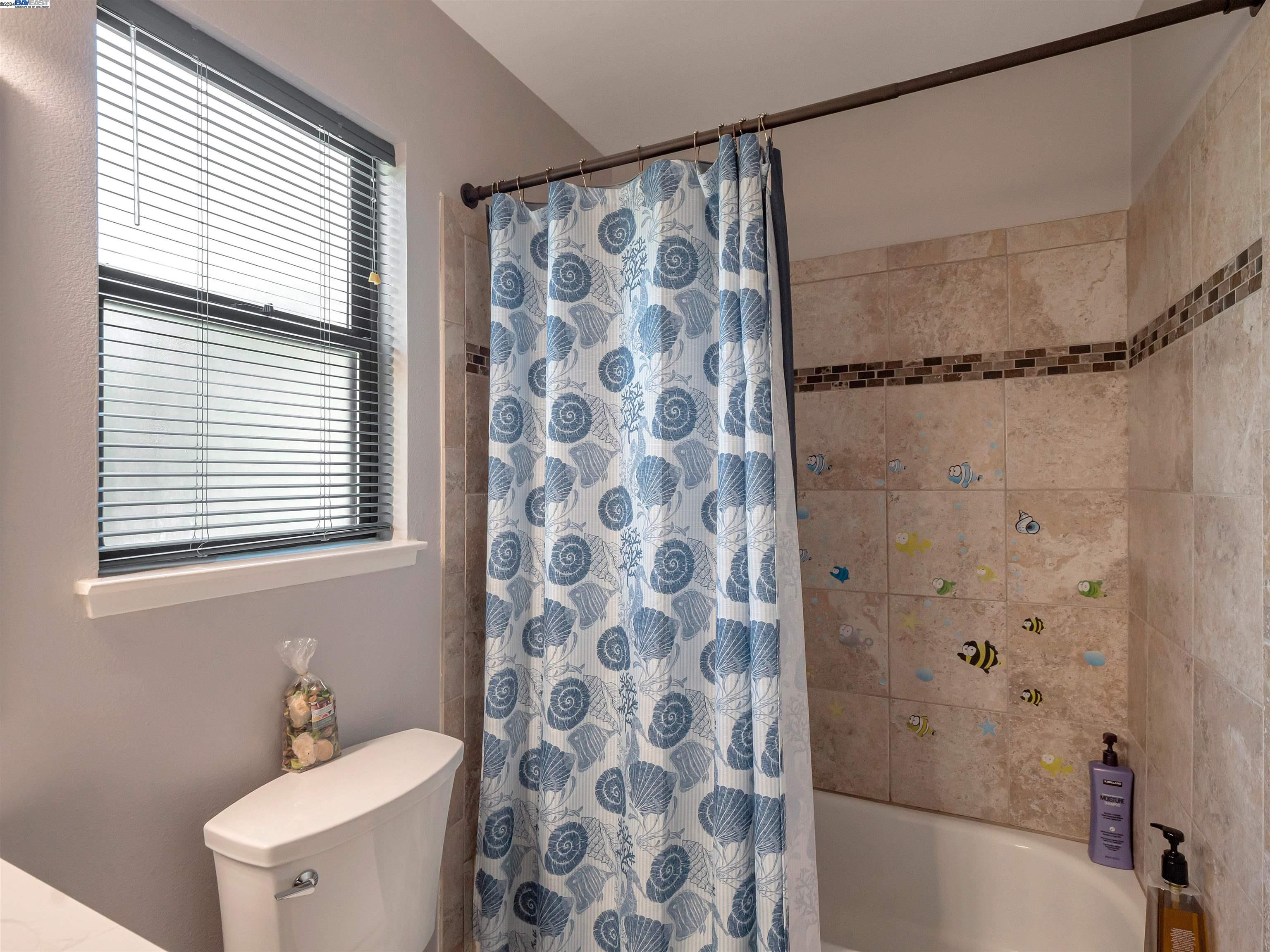 Detail Gallery Image 40 of 60 For 6607 Pioneer Ln #5,  Dublin,  CA 94568 - 2 Beds | 2/1 Baths