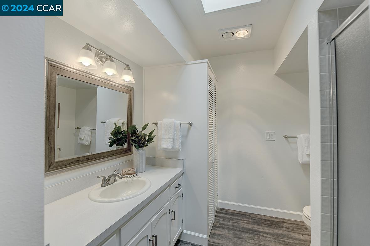 Detail Gallery Image 19 of 46 For 2300 Pine Knoll Dr #4,  Walnut Creek,  CA 94595 - 2 Beds | 1 Baths