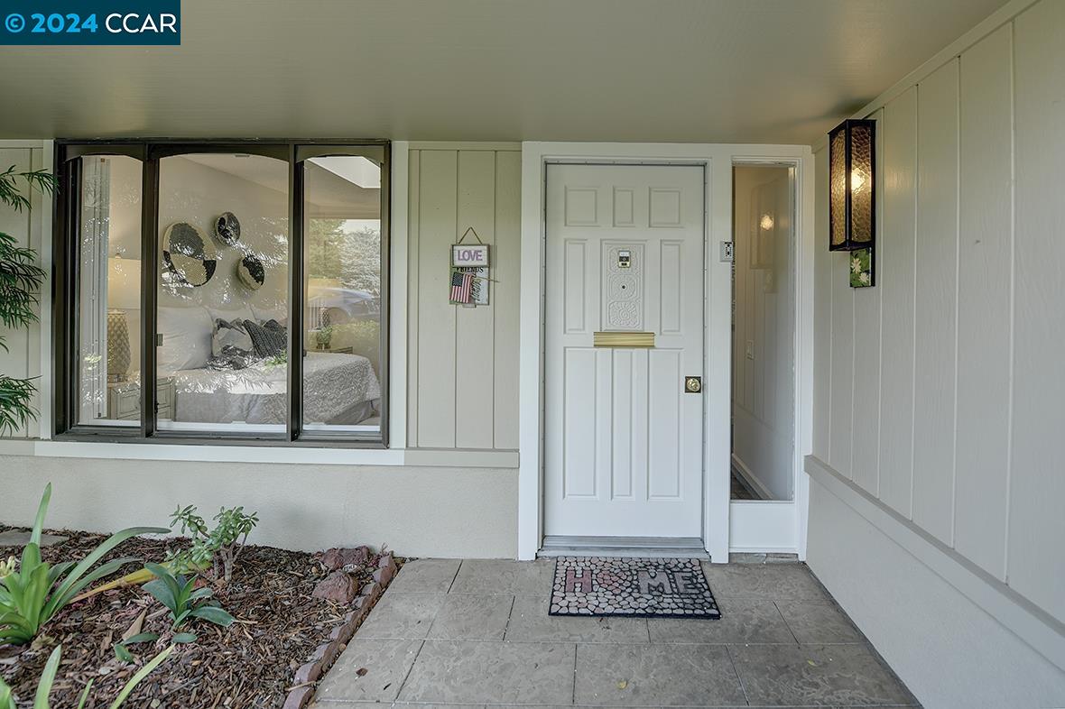Detail Gallery Image 27 of 46 For 2300 Pine Knoll Dr #4,  Walnut Creek,  CA 94595 - 2 Beds | 1 Baths