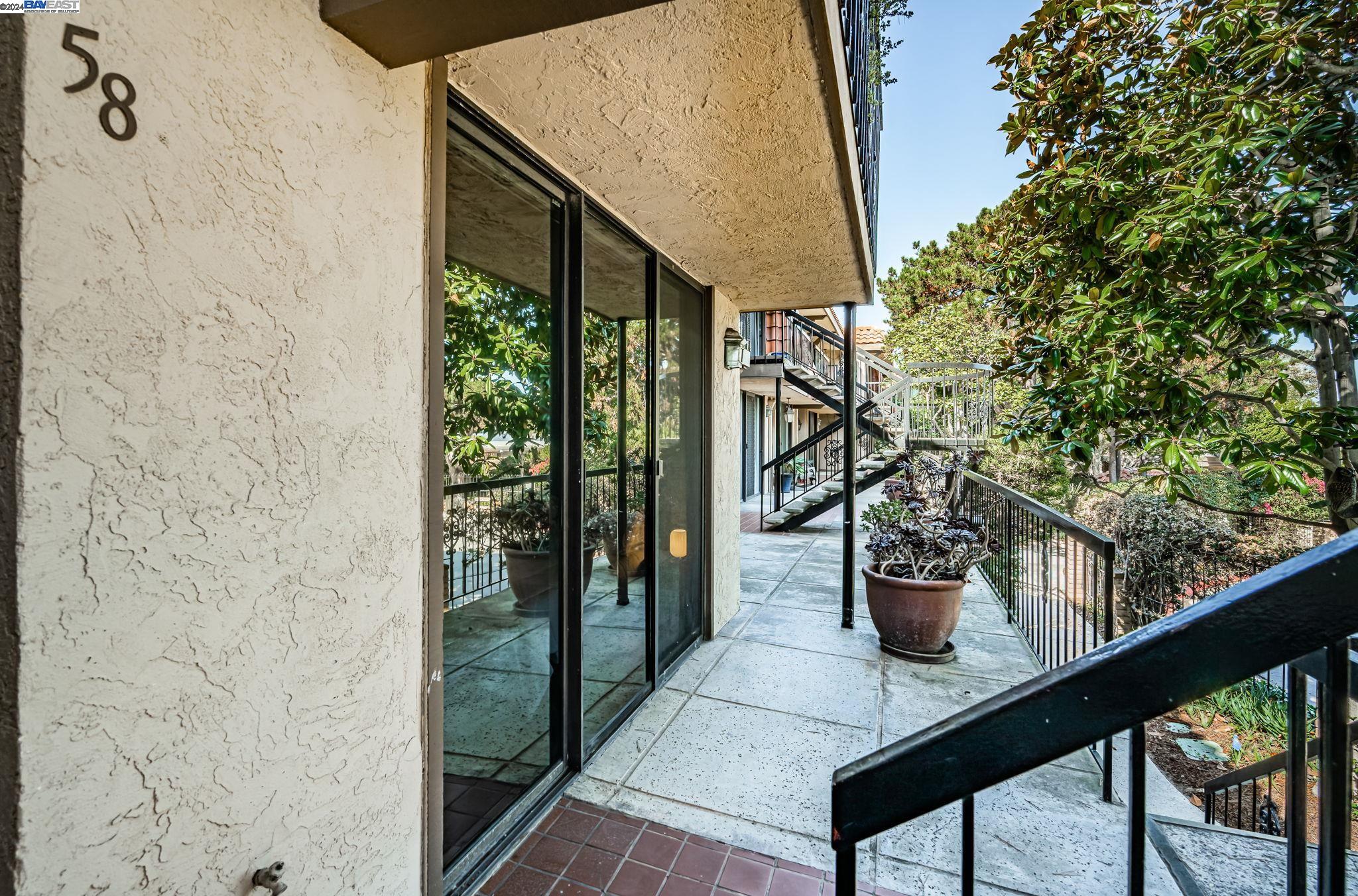 Detail Gallery Image 32 of 34 For 190 Del Mar Shores Ter #58,  Solana Beach,  CA 92075 - 1 Beds | 1 Baths