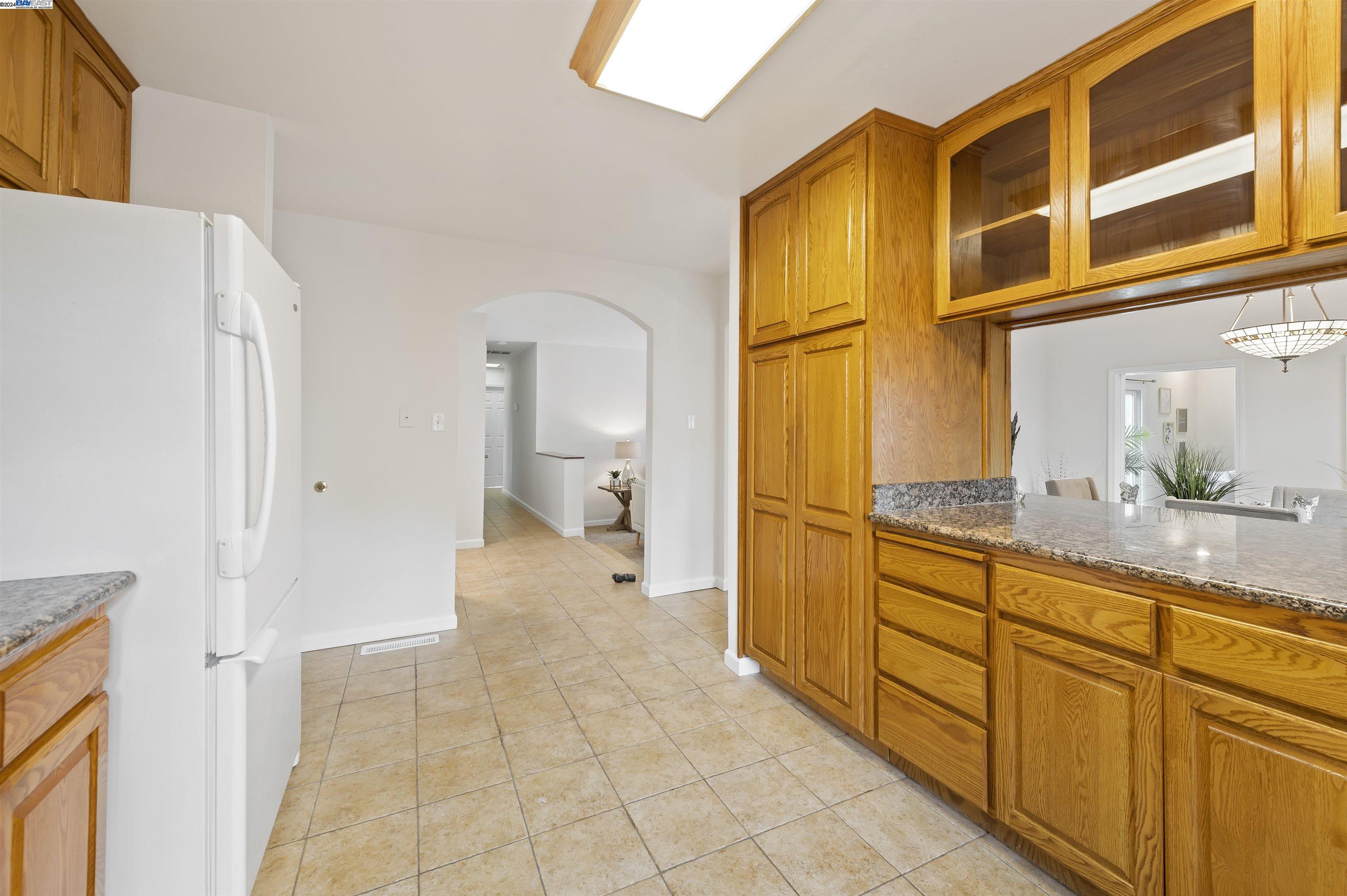 Detail Gallery Image 16 of 35 For 1564 Greenwood Rd, Pleasanton,  CA 94566 - 3 Beds | 2 Baths