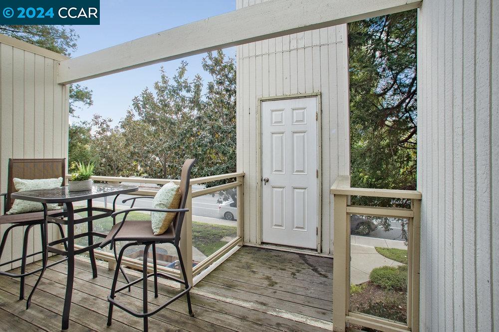 Detail Gallery Image 22 of 34 For 107 Woodsworth Ln, Pleasant Hill,  CA 94523 - 2 Beds | 2 Baths