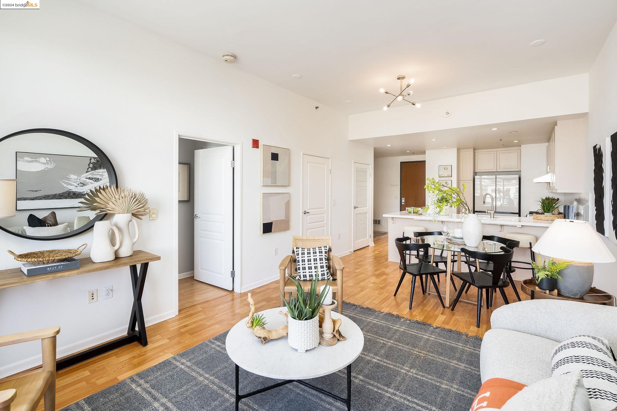 Detail Gallery Image 2 of 33 For 5855 Horton St #805,  Emeryville,  CA 94608 - 1 Beds | 1 Baths