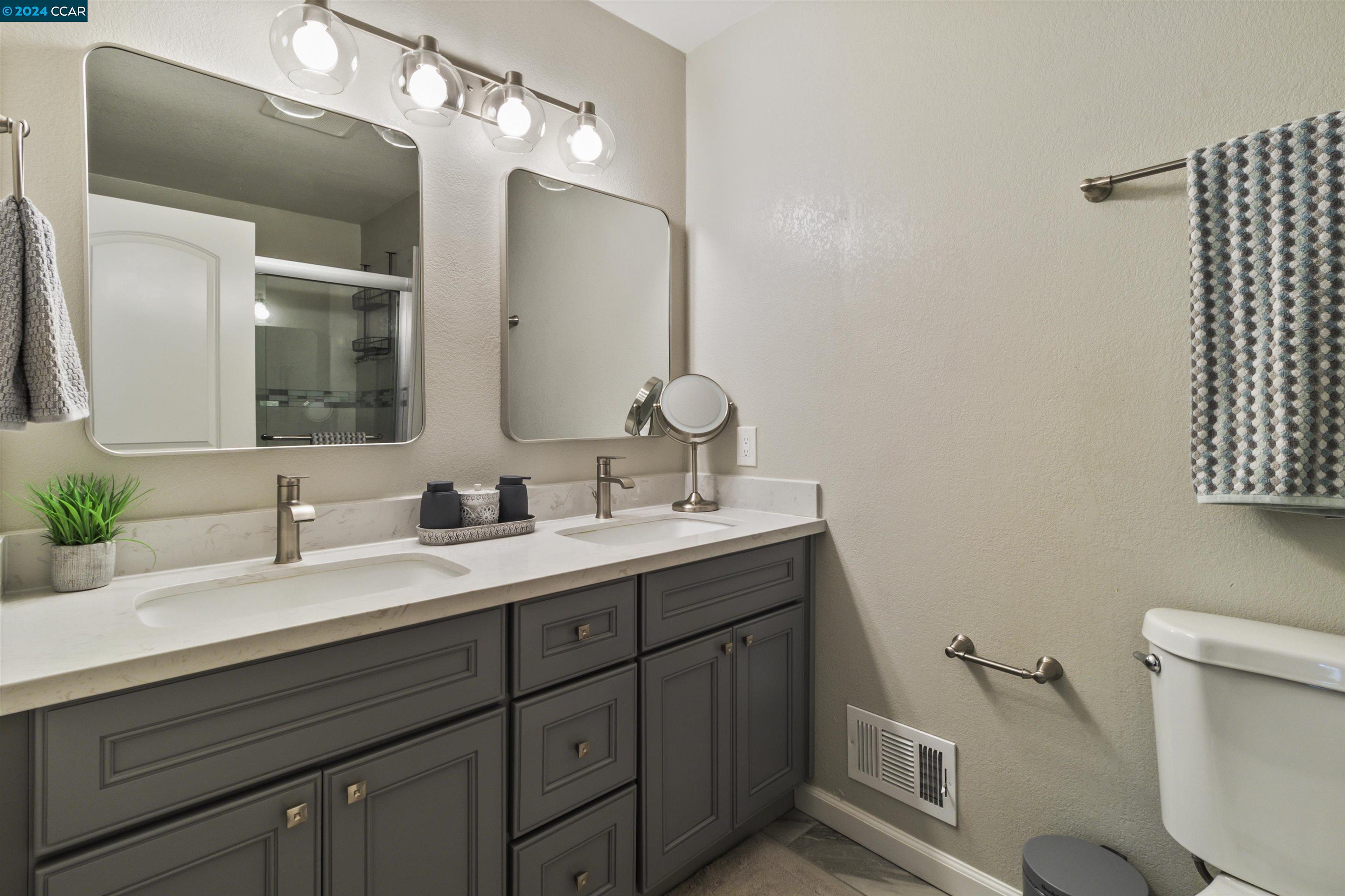 Detail Gallery Image 19 of 36 For 503 Yorkshire Dr, Livermore,  CA 94551 - 4 Beds | 2 Baths