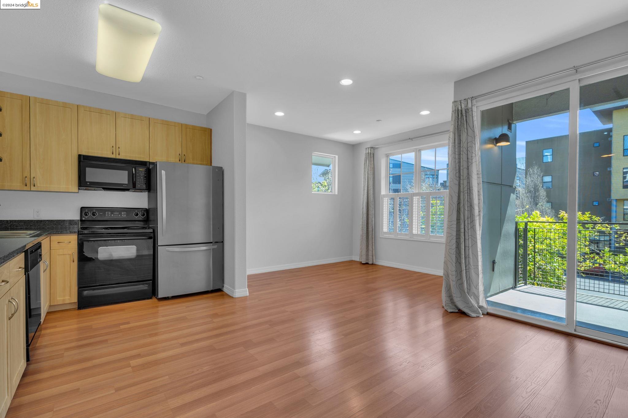 Detail Gallery Image 6 of 20 For 1121 40th St #4202,  Emeryville,  CA 94608 - 1 Beds | 1 Baths