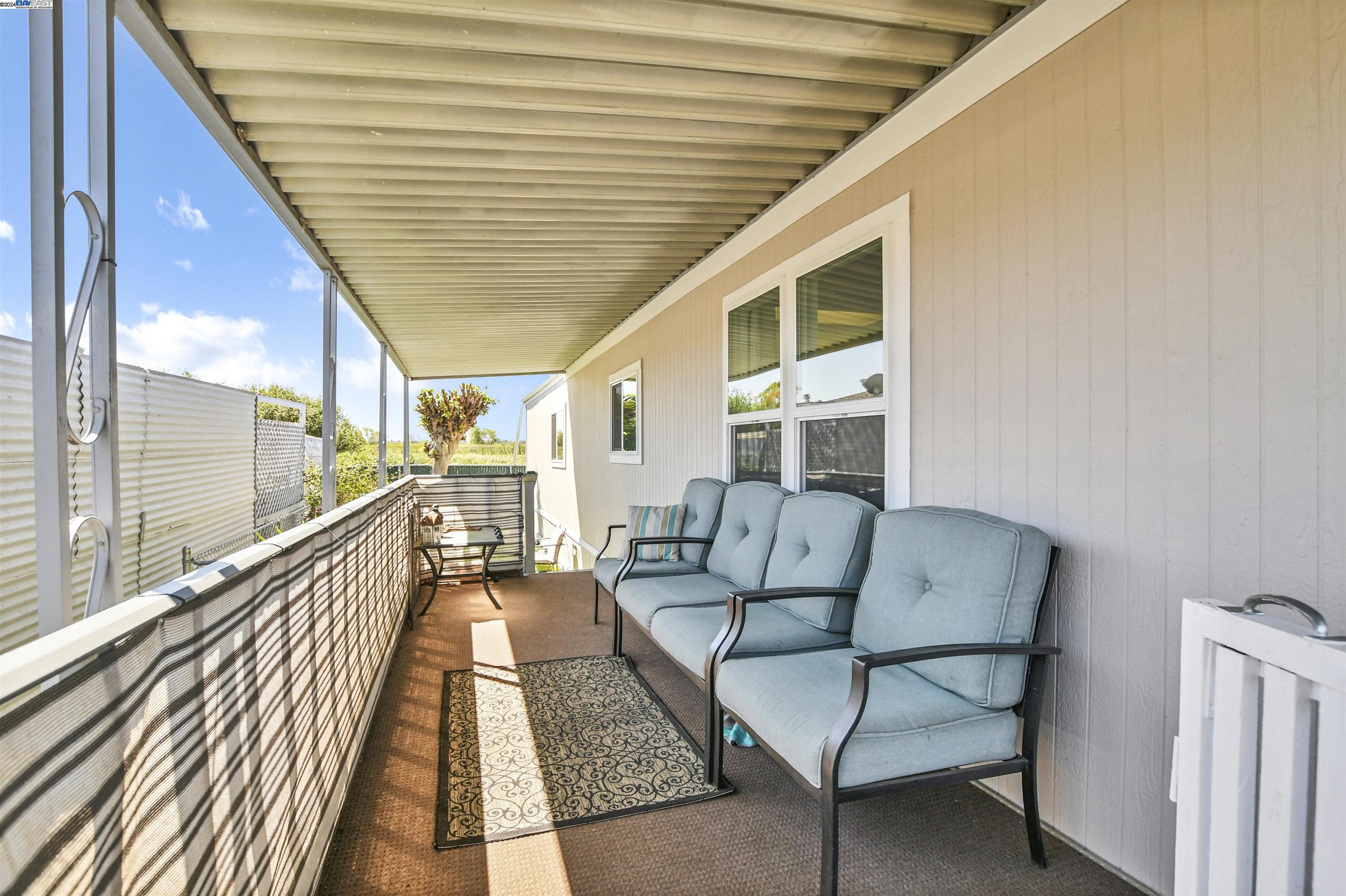 Detail Gallery Image 4 of 29 For 3764 Porter Cir, Bethel Island,  CA 94511 - 2 Beds | 2 Baths