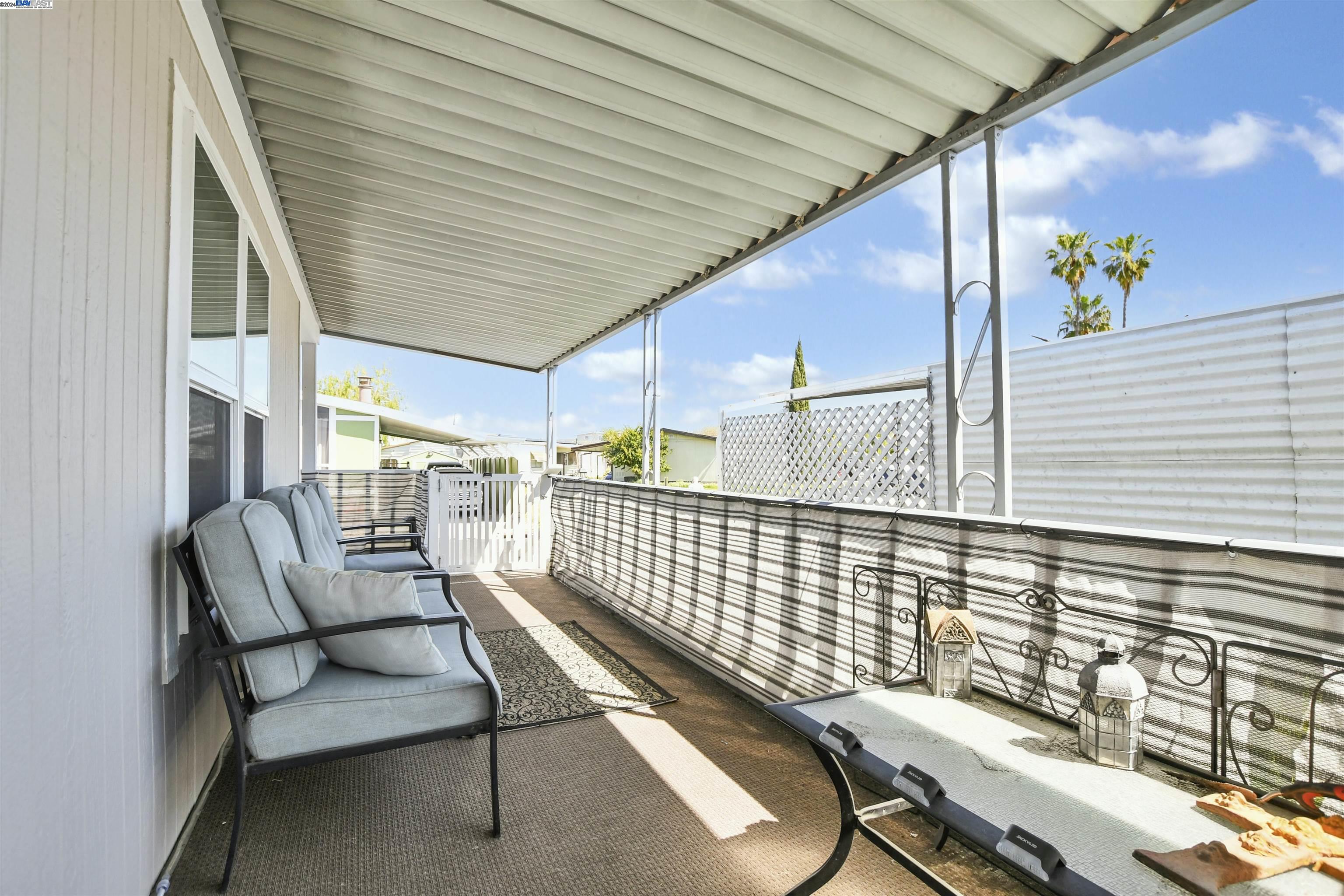 Detail Gallery Image 5 of 29 For 3764 Porter Cir, Bethel Island,  CA 94511 - 2 Beds | 2 Baths