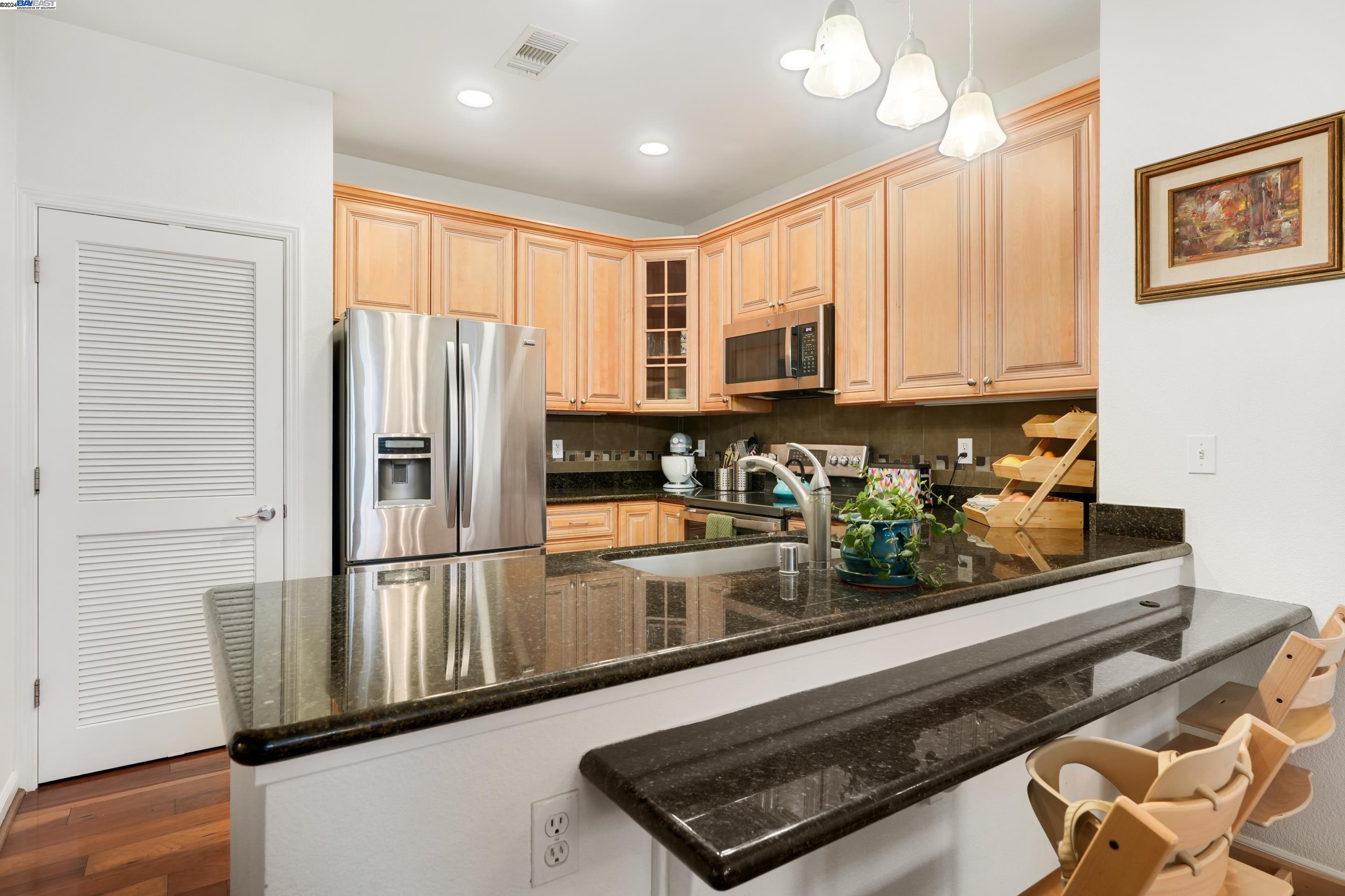 Detail Gallery Image 7 of 50 For 1445 Fruitdale Ave #127,  San Jose,  CA 95128 - 2 Beds | 2 Baths