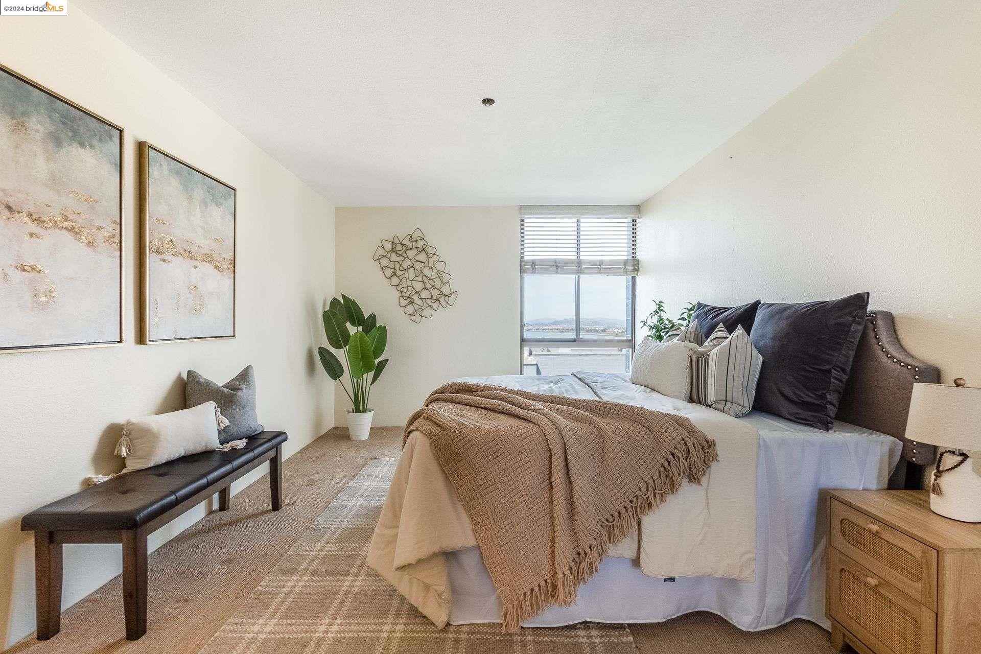 Detail Gallery Image 3 of 29 For 555 Pierce St #1720,  Albany,  CA 94706 - 2 Beds | 2 Baths
