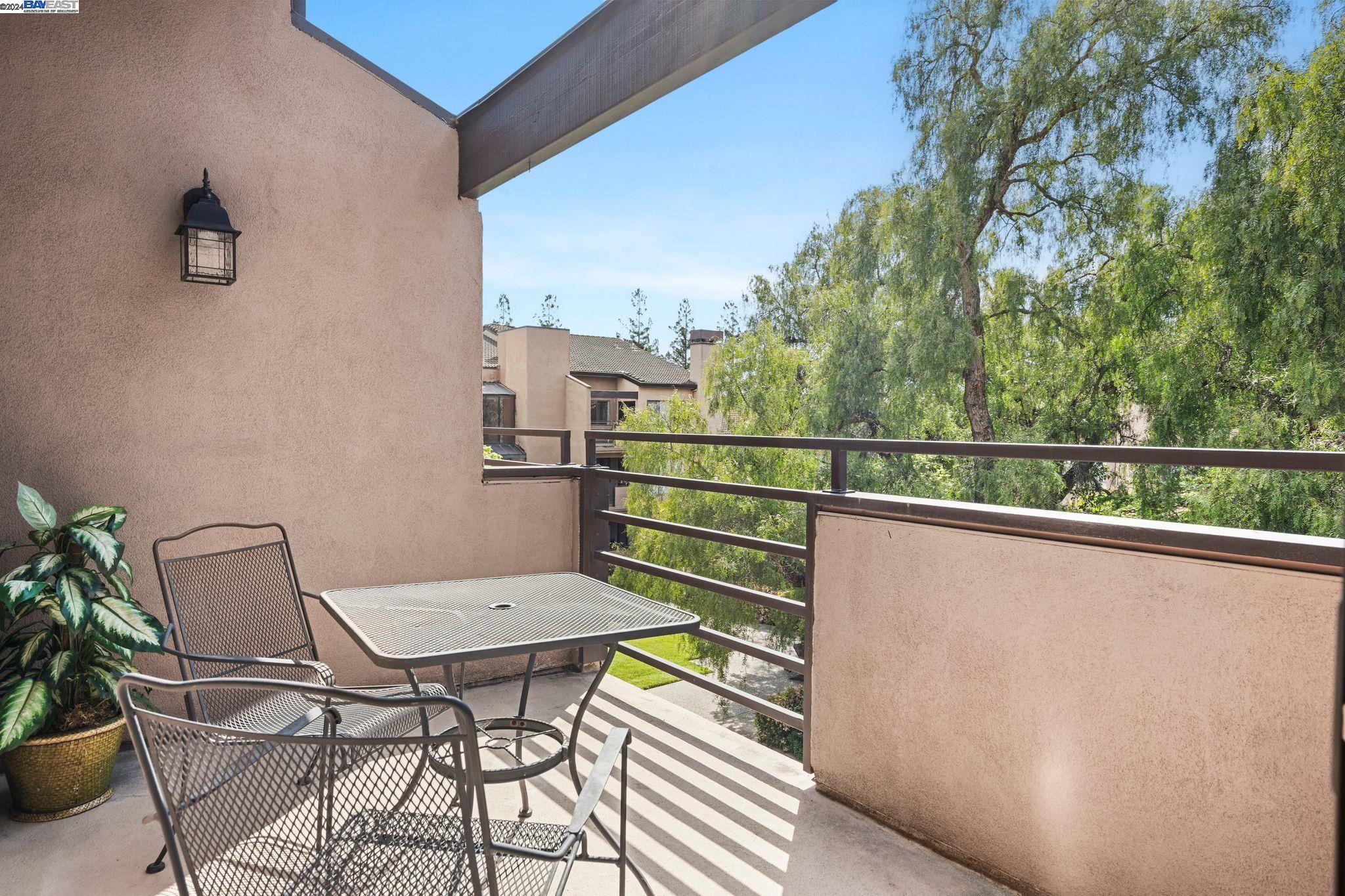 Detail Gallery Image 17 of 32 For 39199 Guardino Dr #374,  Fremont,  CA 94538 - 1 Beds | 1 Baths