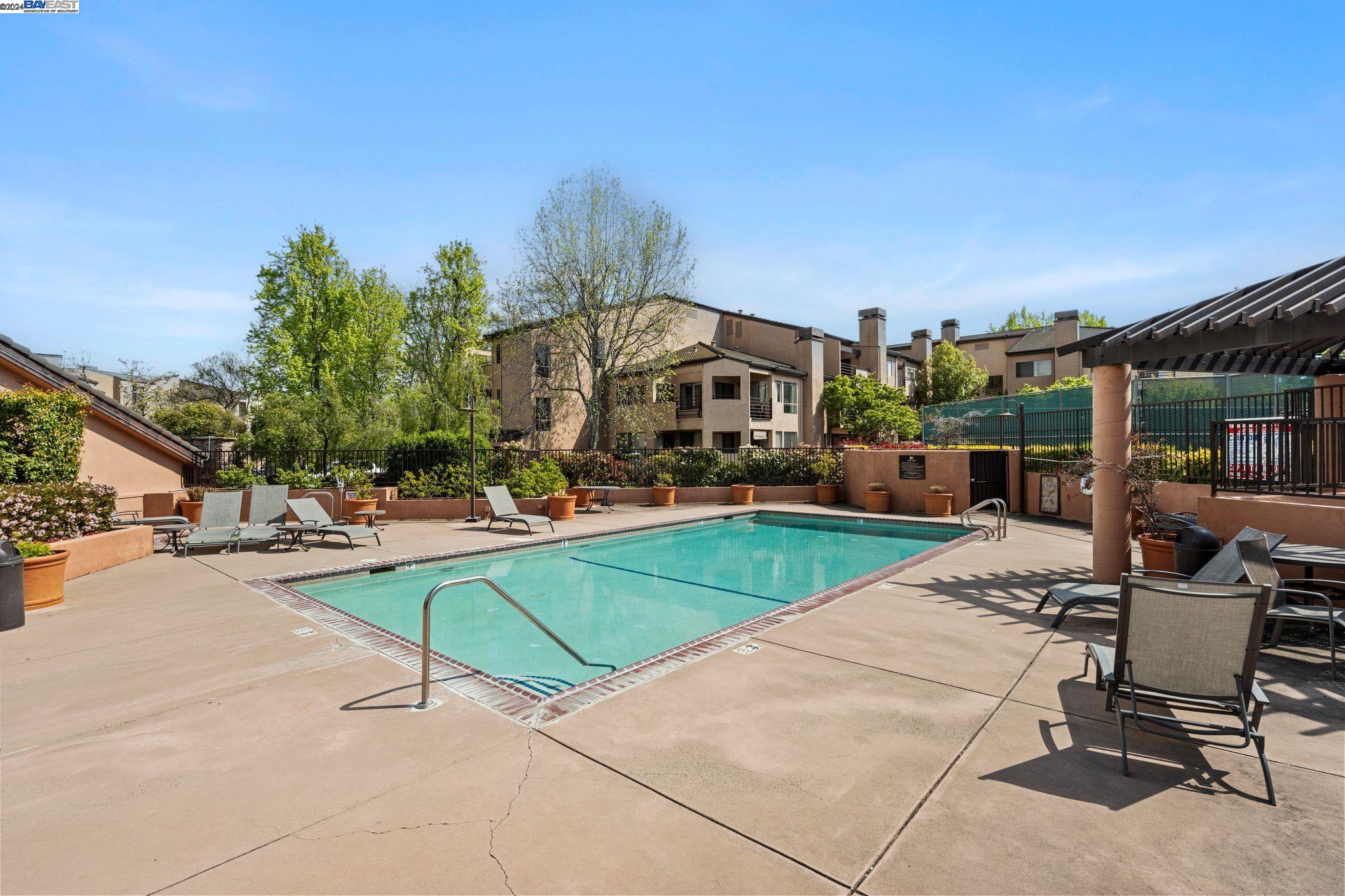Detail Gallery Image 23 of 32 For 39199 Guardino Dr #374,  Fremont,  CA 94538 - 1 Beds | 1 Baths