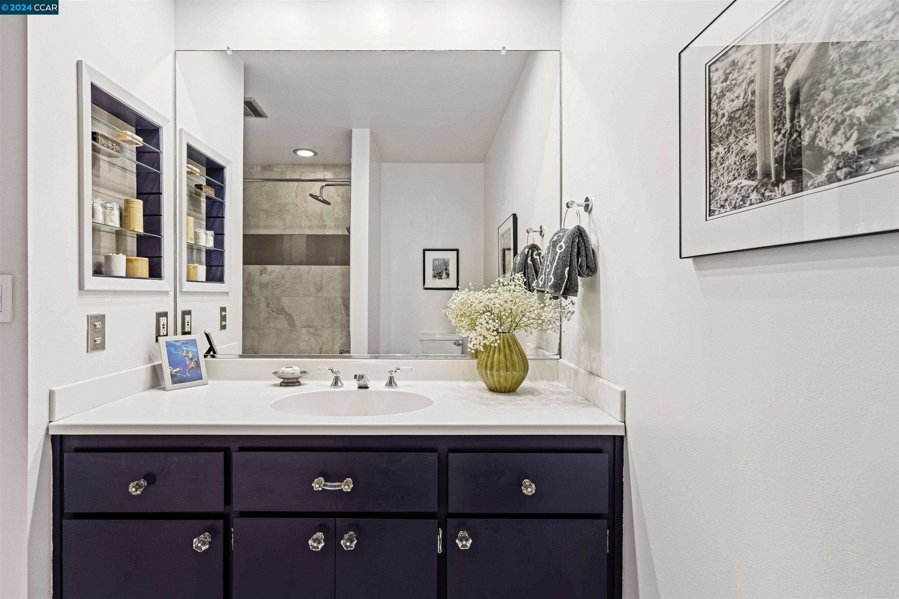 Detail Gallery Image 30 of 60 For 1810 Central Ave #206,  Alameda,  CA 94501 - 2 Beds | 2 Baths