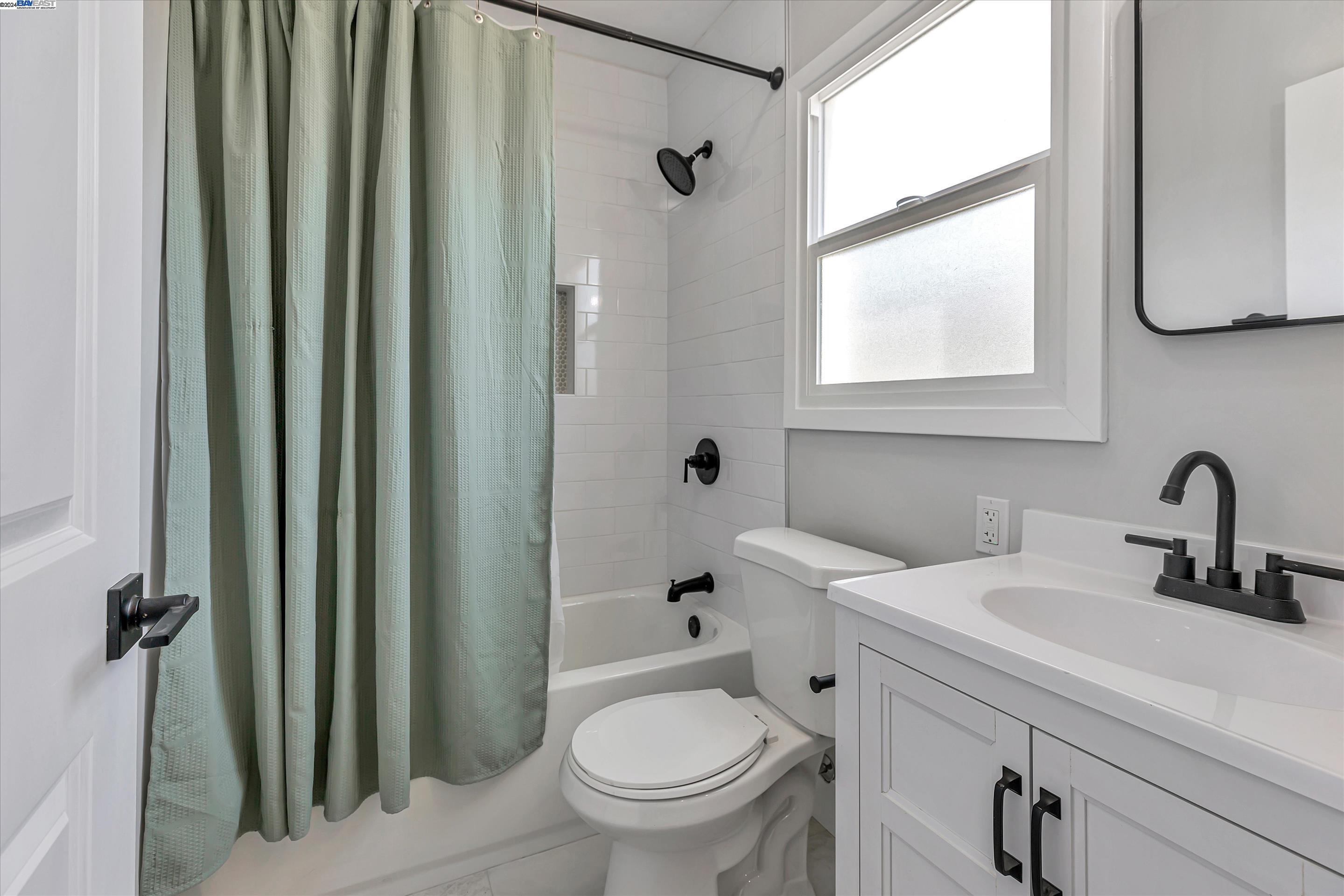 Detail Gallery Image 53 of 58 For 5286 Belvedere Street, Oakland,  CA 94601-5425 - – Beds | – Baths