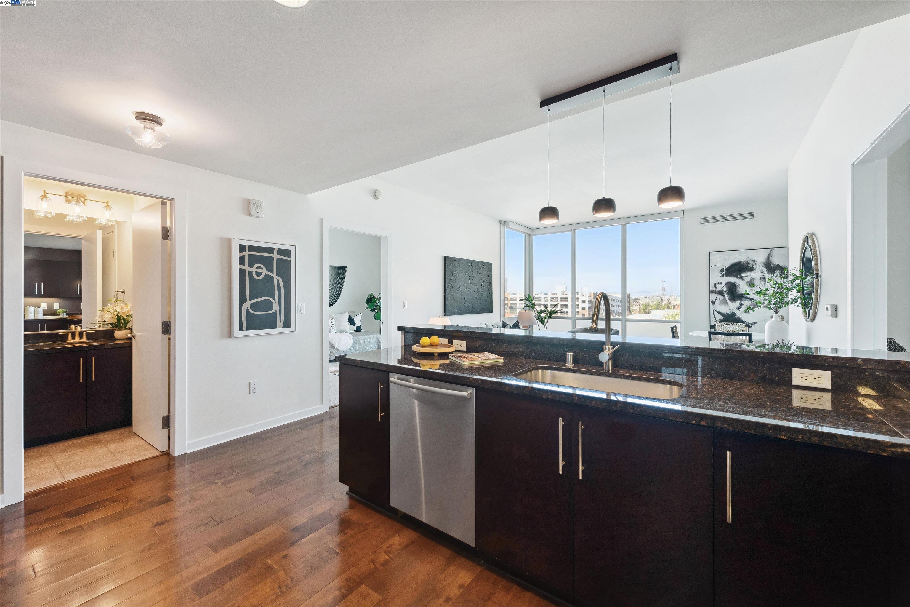 Condos, Lofts and Townhomes for Sale in East Bay Luxury Condos