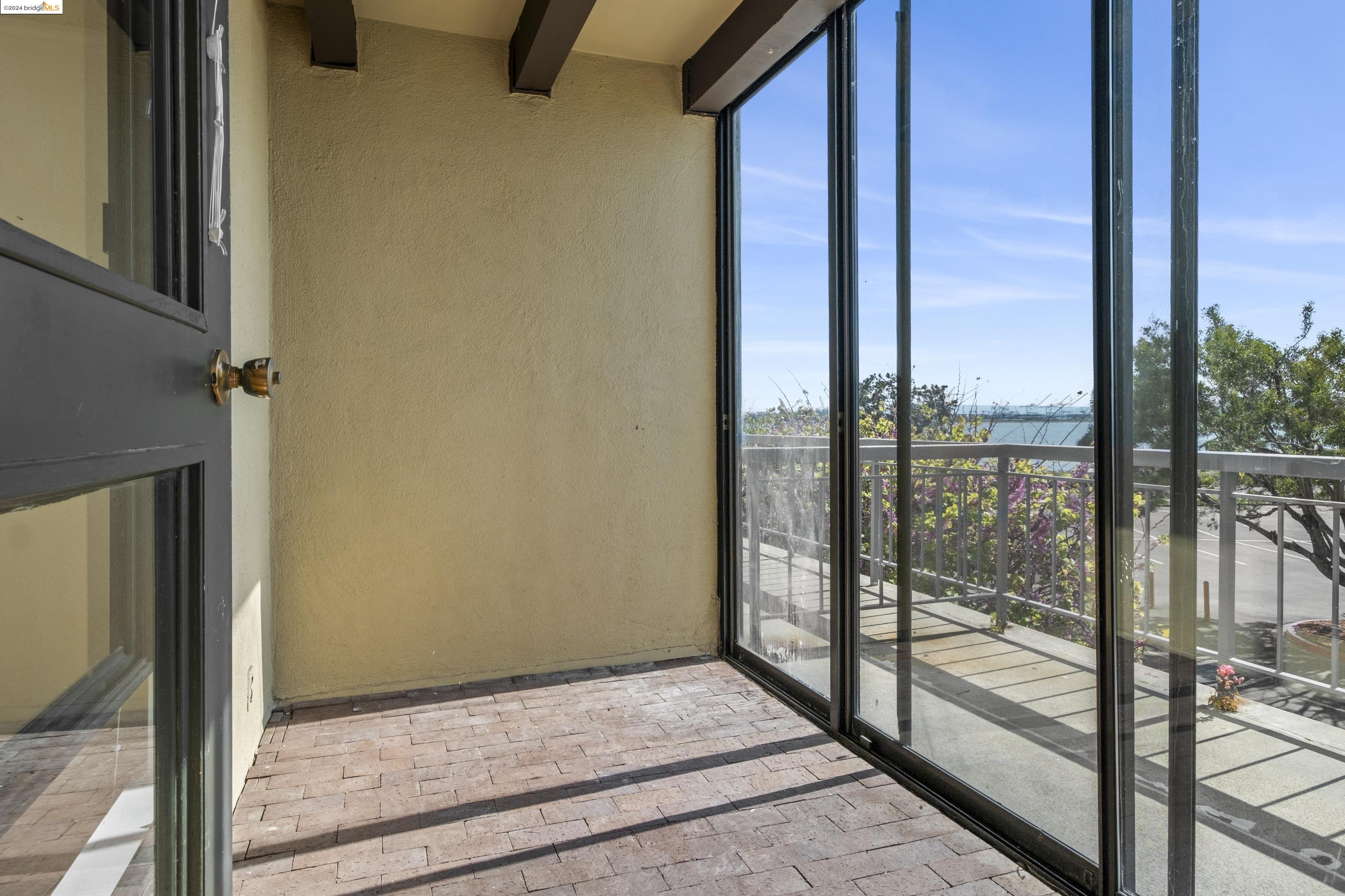 Detail Gallery Image 21 of 44 For 4 Anchor Drive #F240,  Emeryville,  CA 94608-1557 - 0 Beds | 1 Baths