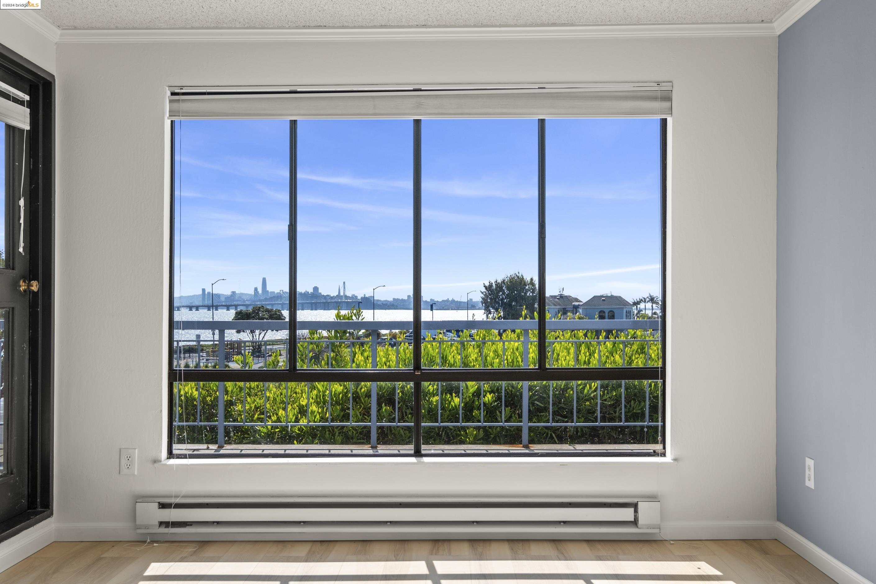 Detail Gallery Image 5 of 44 For 4 Anchor Drive #F240,  Emeryville,  CA 94608-1557 - 0 Beds | 1 Baths