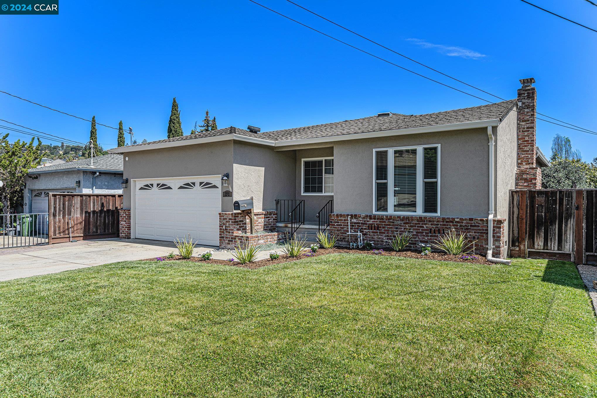 Detail Gallery Image 2 of 28 For 18414 Terry Way, Castro Valley,  CA 94546 - 3 Beds | 1/1 Baths