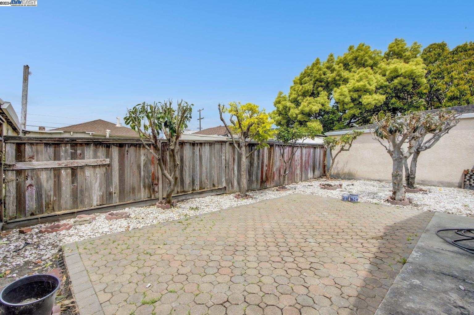 Detail Gallery Image 30 of 38 For 1521 152nd Ave, San Leandro,  CA 94578 - 4 Beds | 2 Baths