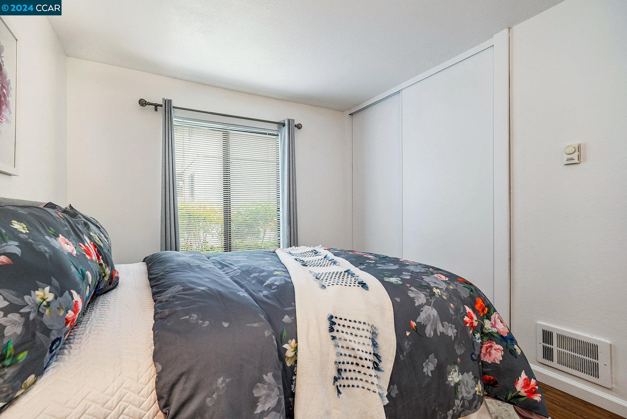 Detail Gallery Image 12 of 23 For 900 Southampton Rd #131,  Benicia,  CA 94510 - 2 Beds | 1 Baths