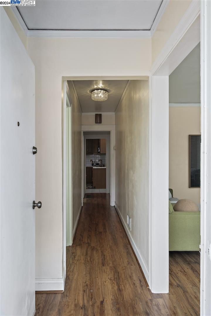 Detail Gallery Image 11 of 50 For 2849 Vallecito Pl, Oakland,  CA 94606 - – Beds | – Baths