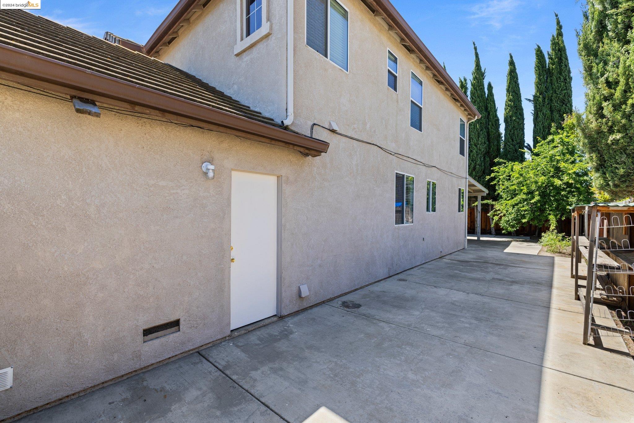 Detail Gallery Image 52 of 60 For 2047 Pasado Ave, Manteca,  CA 95336 - 4 Beds | 2/1 Baths