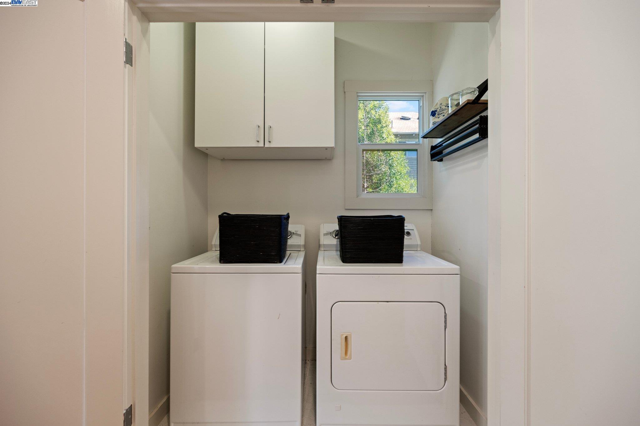 Detail Gallery Image 24 of 54 For 2927 Harrison St, Oakland,  CA 94611 - 3 Beds | 2 Baths