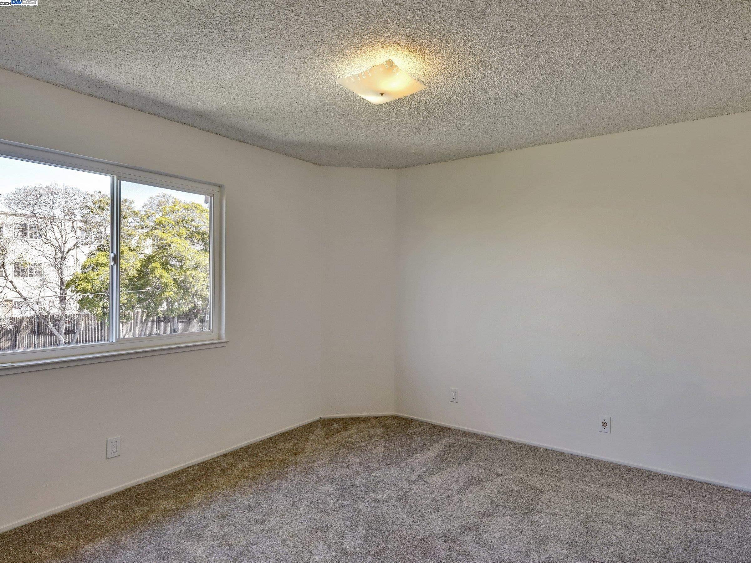 Detail Gallery Image 11 of 18 For 14739 Harold Ave, San Leandro,  CA 94578-4404 - 2 Beds | 2 Baths