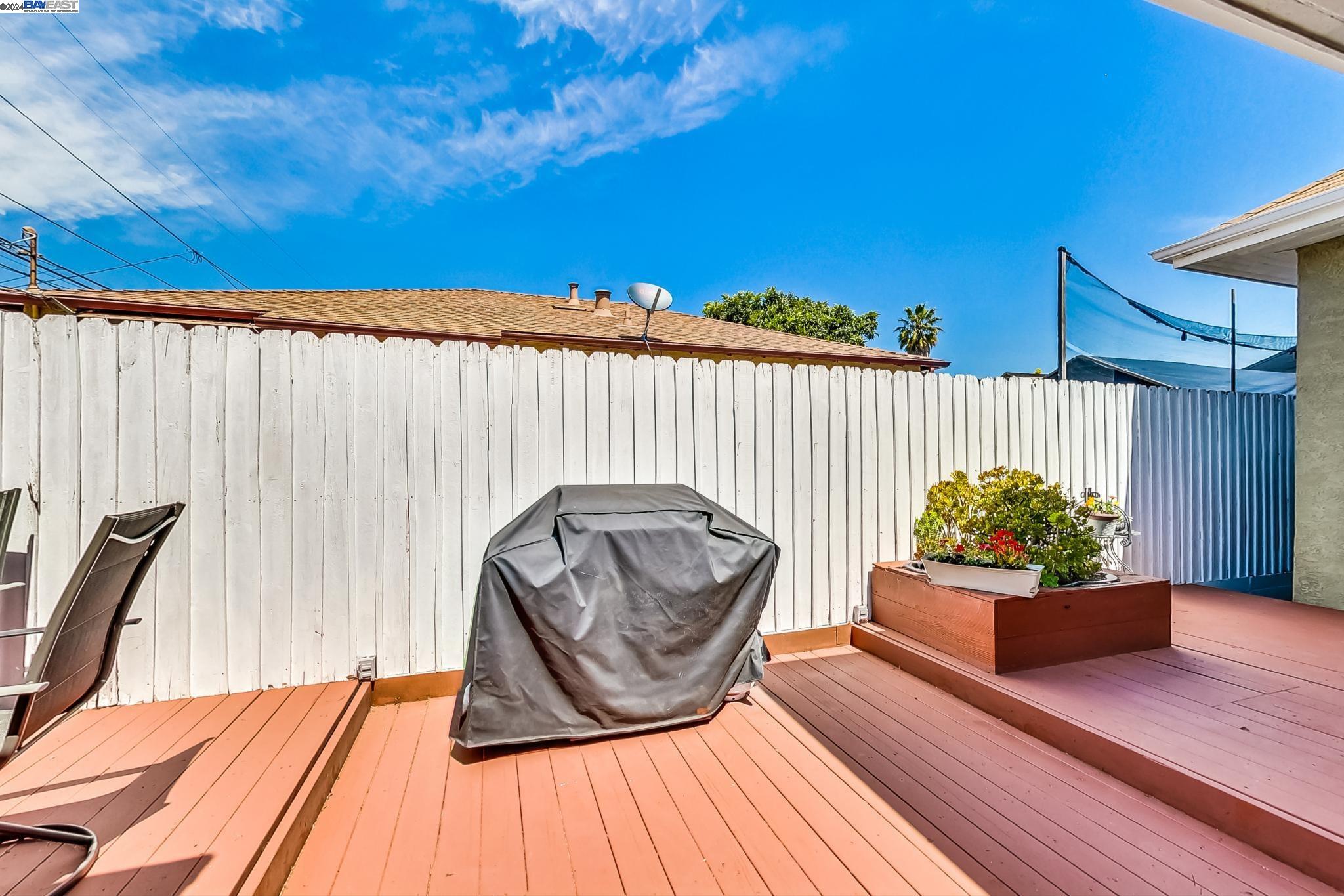 Detail Gallery Image 27 of 34 For 1460 Oriole Ave, San Leandro,  CA 94578 - 3 Beds | 1 Baths
