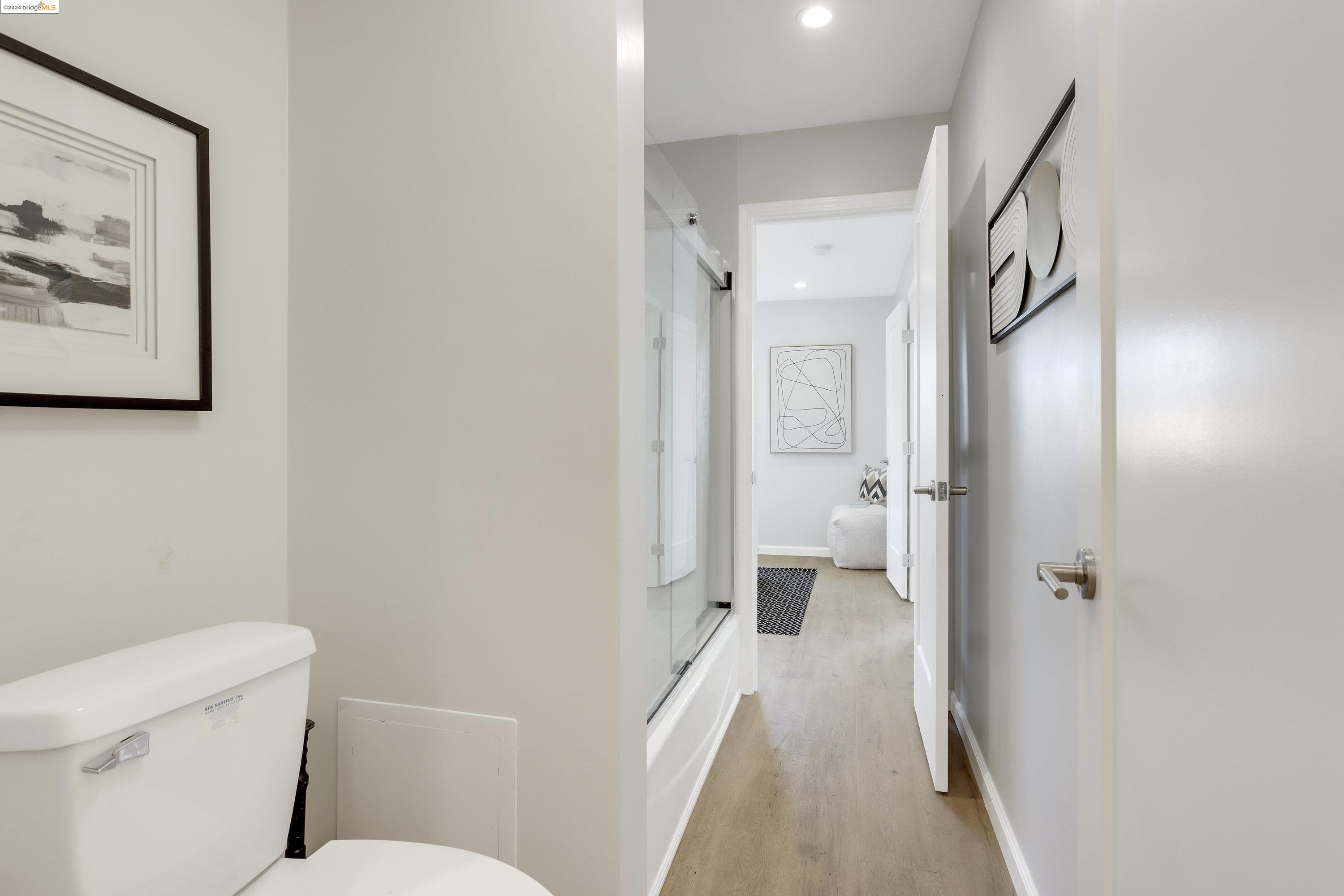 Detail Gallery Image 18 of 53 For 155 Pearl Street #308,  Oakland,  CA 94611 - 2 Beds | 2 Baths