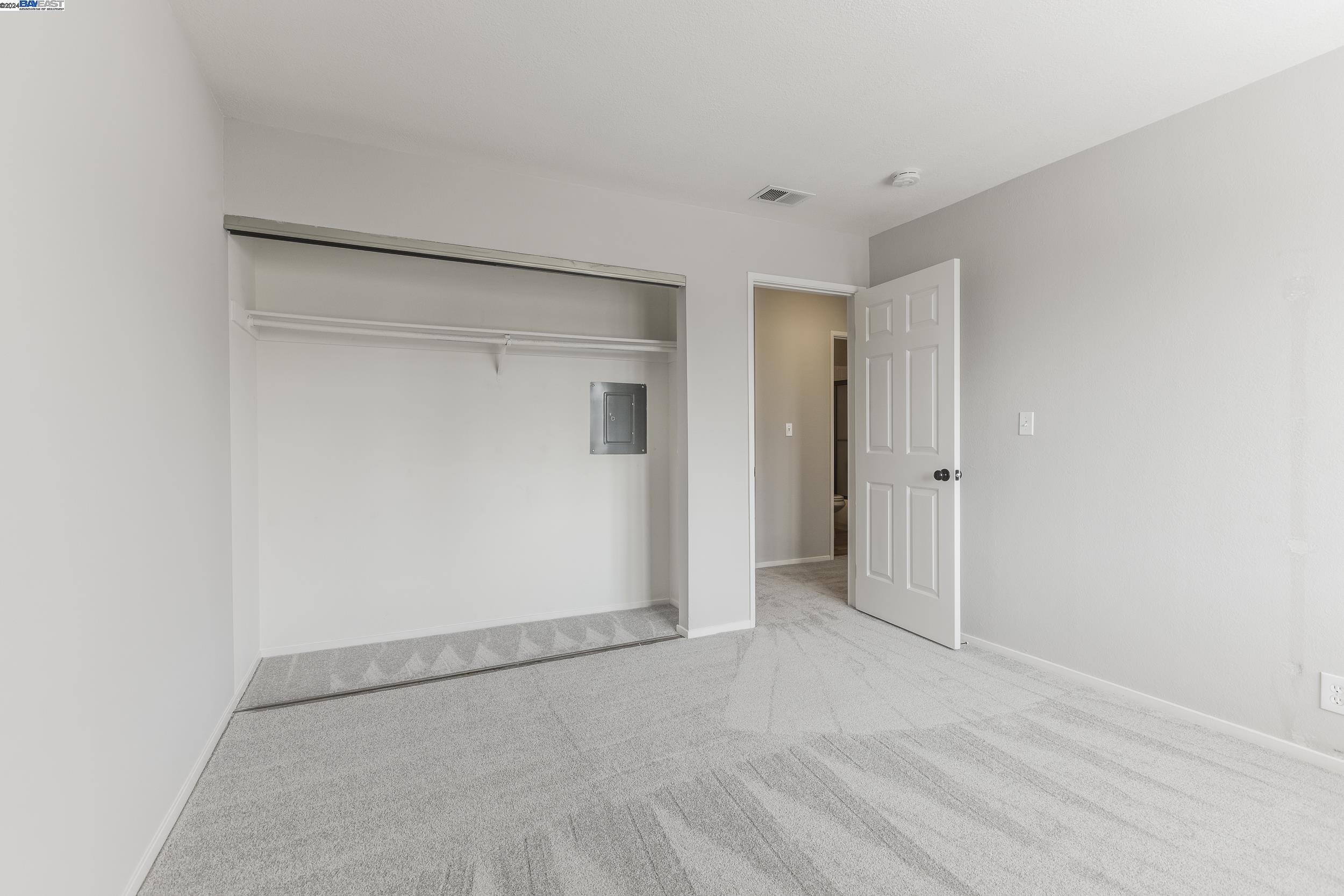 Detail Gallery Image 16 of 26 For 21117 Gary Dr #214,  Hayward,  CA 94546 - 2 Beds | 2 Baths