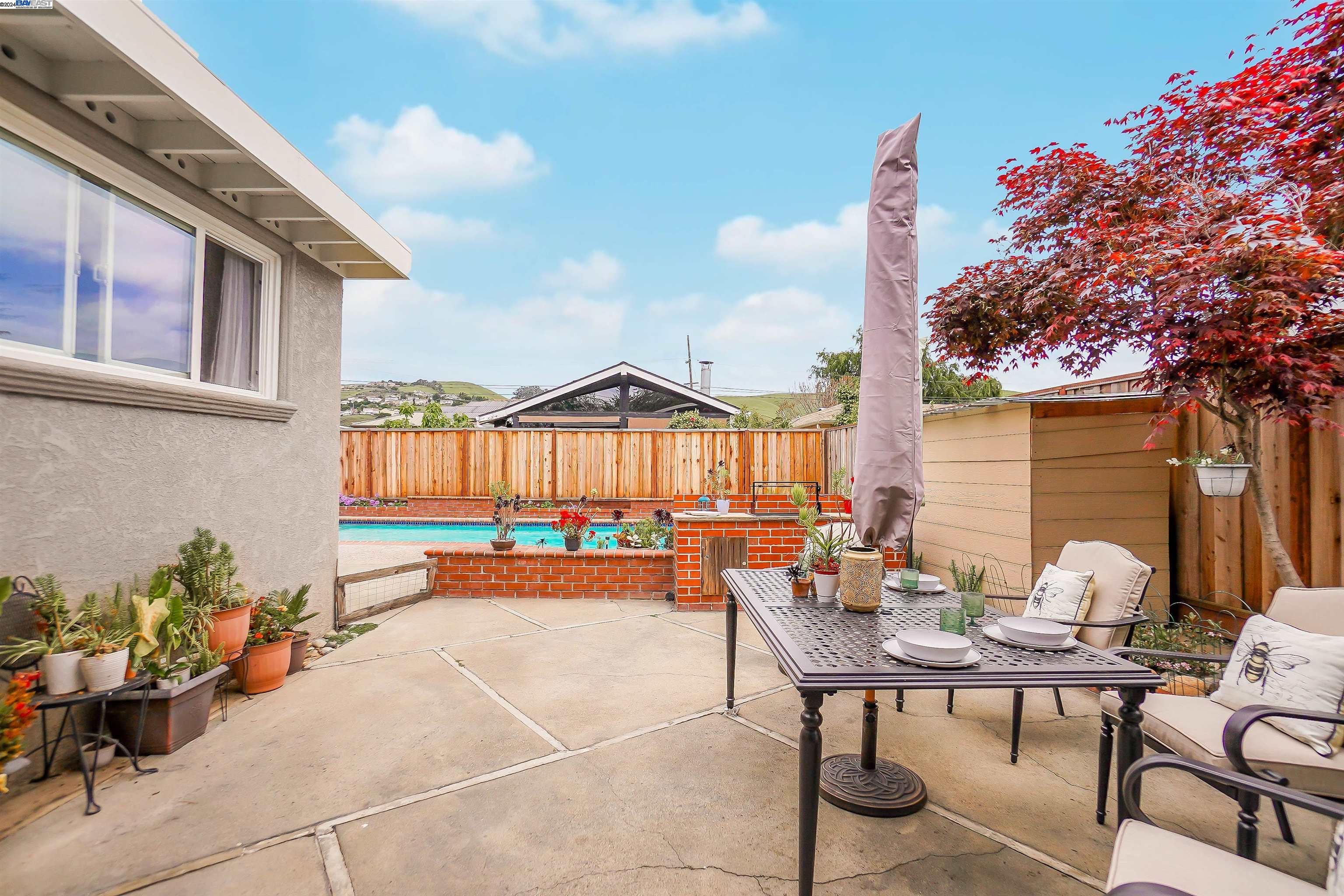 Detail Gallery Image 30 of 42 For 30864 Meadowbrook Ave, Hayward,  CA 94544 - 3 Beds | 2 Baths