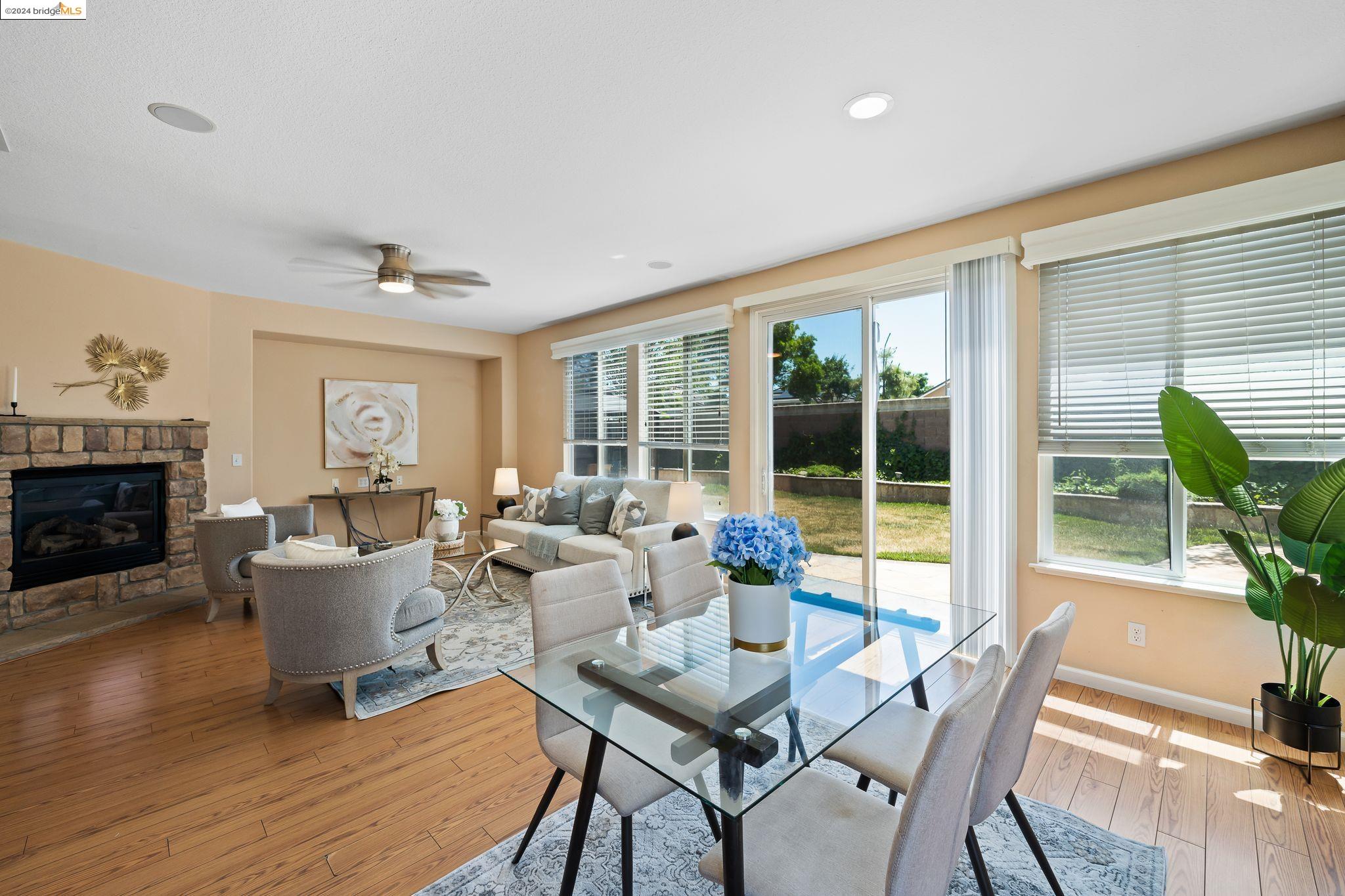 Detail Gallery Image 12 of 43 For 332 Oroville Ct, Discovery Bay,  CA 94505 - 3 Beds | 2/1 Baths