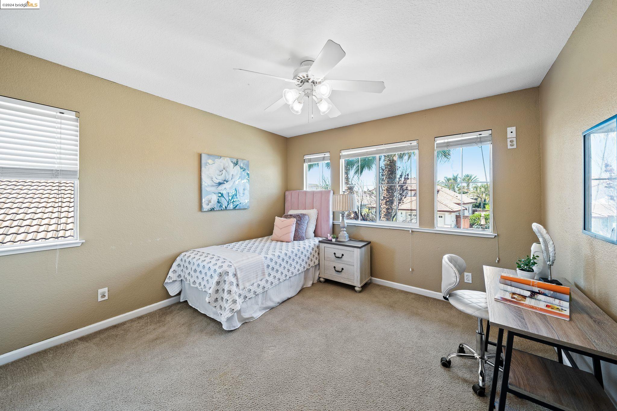 Detail Gallery Image 29 of 43 For 332 Oroville Ct, Discovery Bay,  CA 94505 - 3 Beds | 2/1 Baths