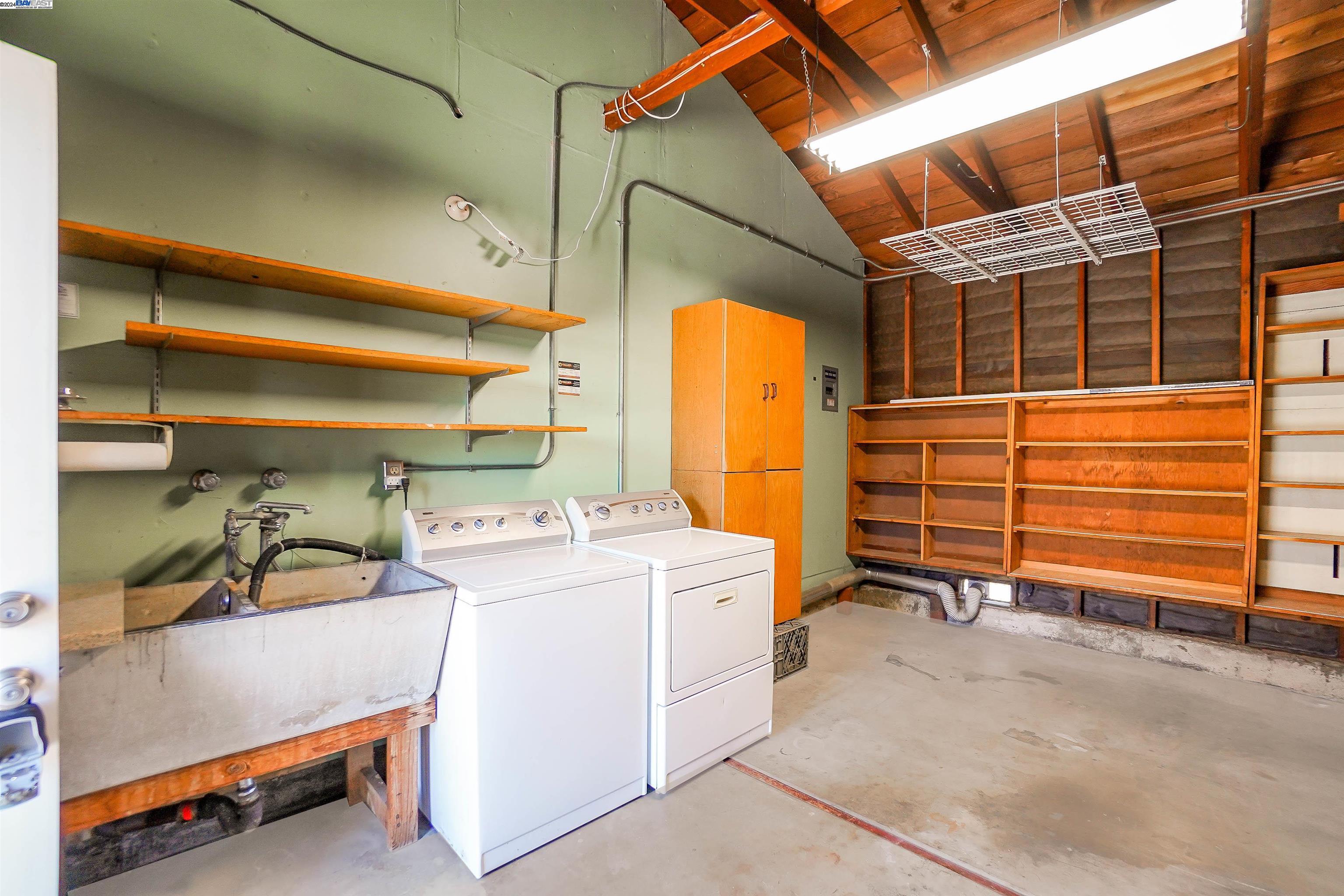 Detail Gallery Image 29 of 39 For 283 Cooper Ave, Hayward,  CA 94544 - 3 Beds | 2 Baths