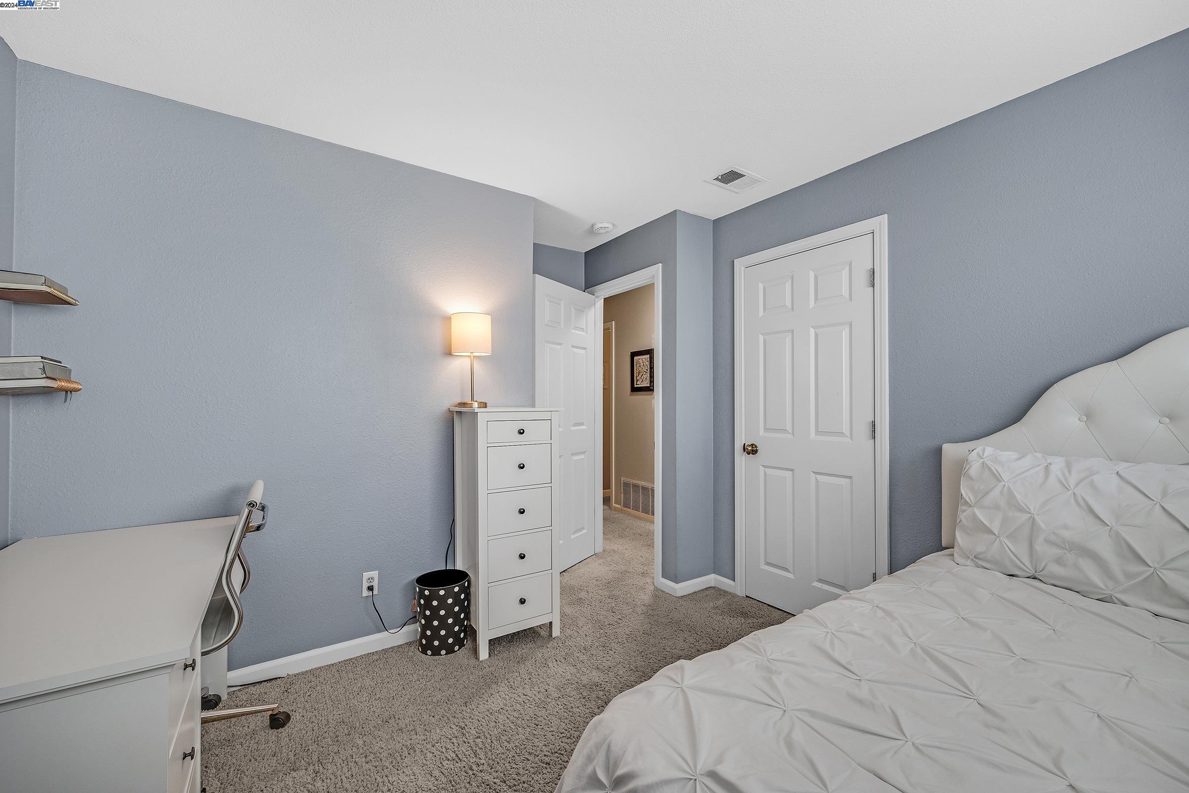 Detail Gallery Image 21 of 33 For 5288 Iris Way, Livermore,  CA 94551 - 4 Beds | 2 Baths