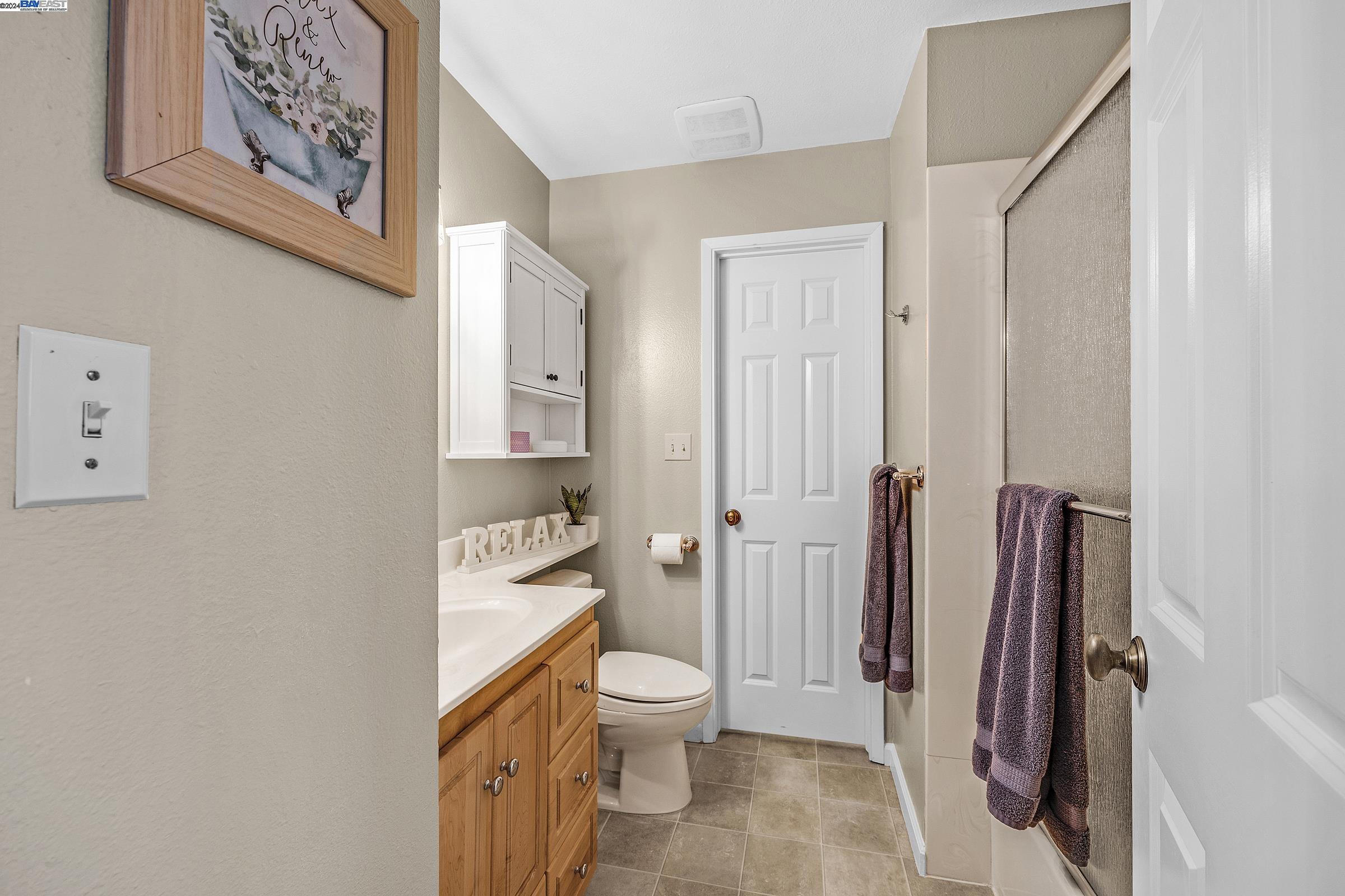Detail Gallery Image 24 of 33 For 5288 Iris Way, Livermore,  CA 94551 - 4 Beds | 2 Baths