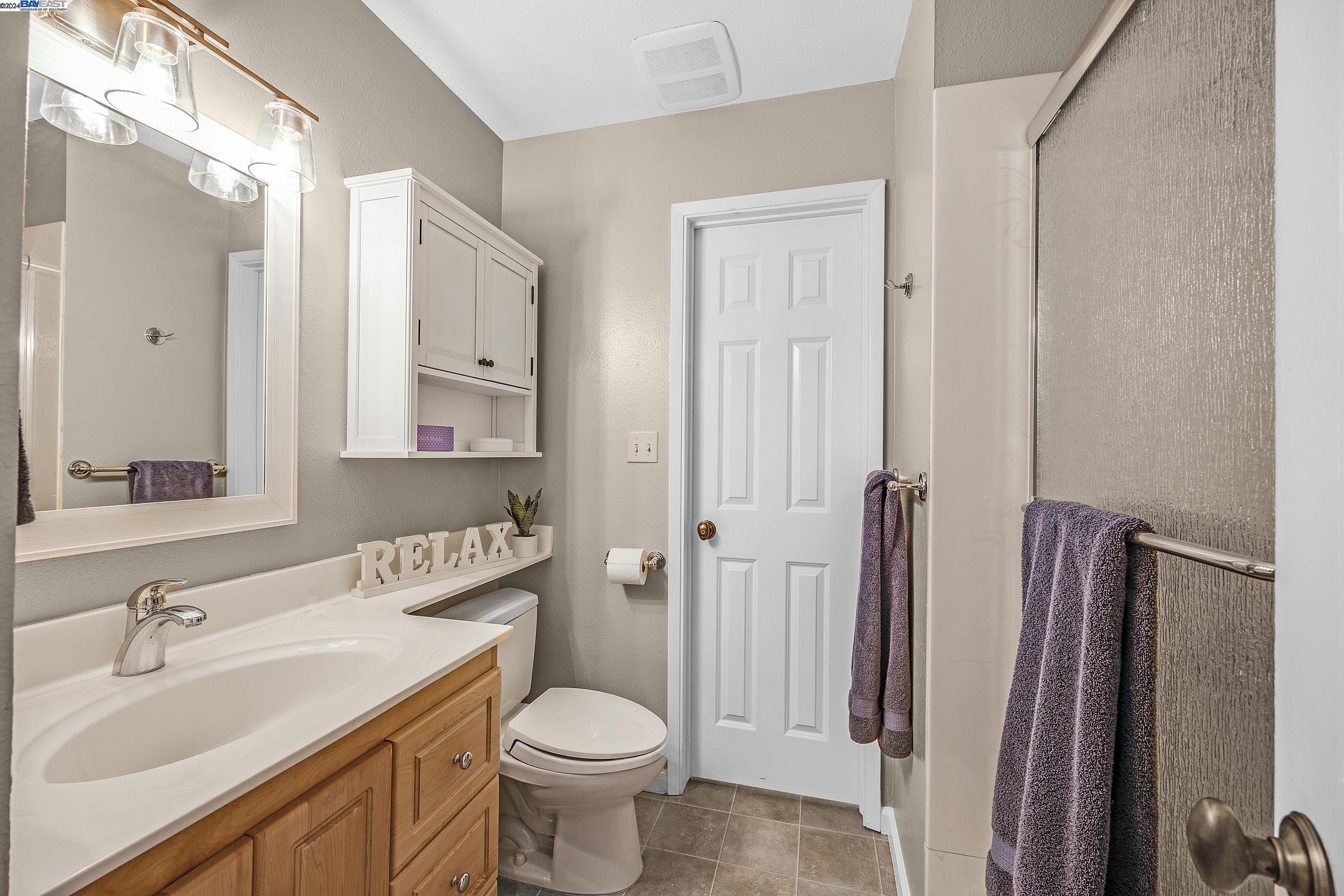Detail Gallery Image 25 of 33 For 5288 Iris Way, Livermore,  CA 94551 - 4 Beds | 2 Baths
